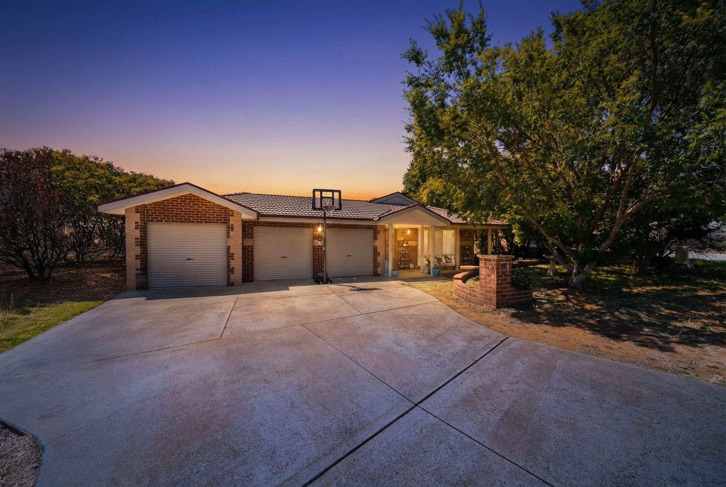 44 Allumba Street, Queanbeyan West, NSW 2620