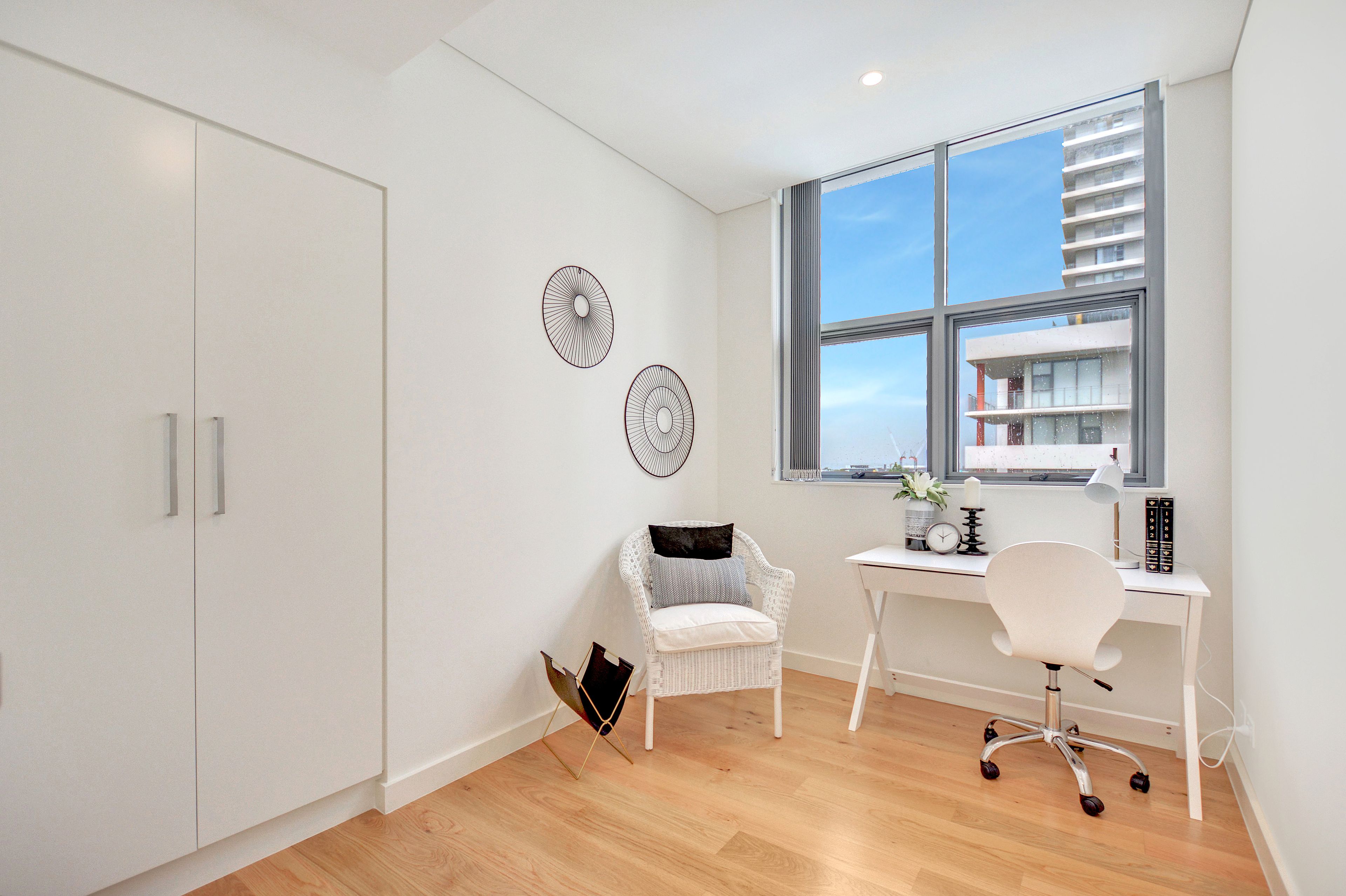 2/11 Nicholson Street, FOOTSCRAY