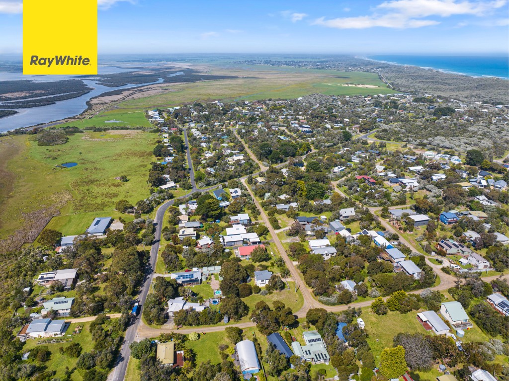 18 Graham Avenue, Venus Bay, VIC 3956