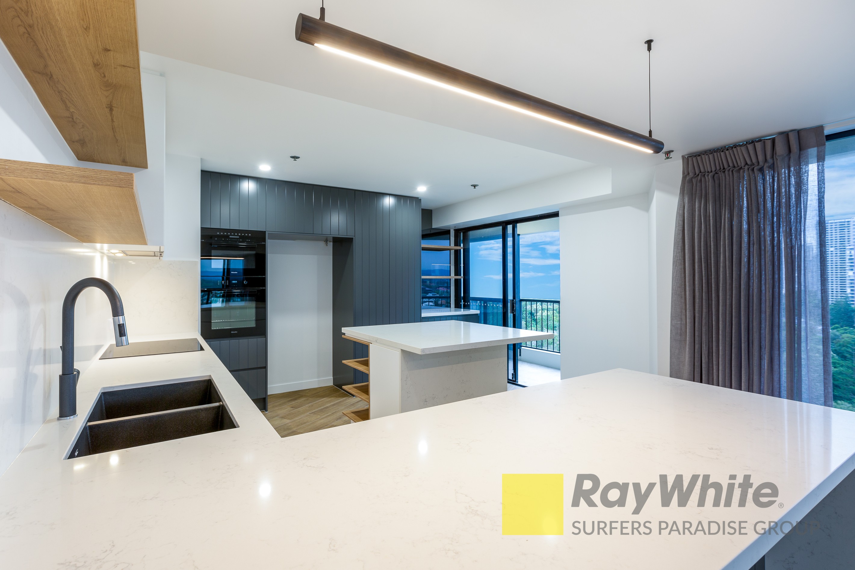 12C/24 Breaker Street, Main Beach, QLD 4217