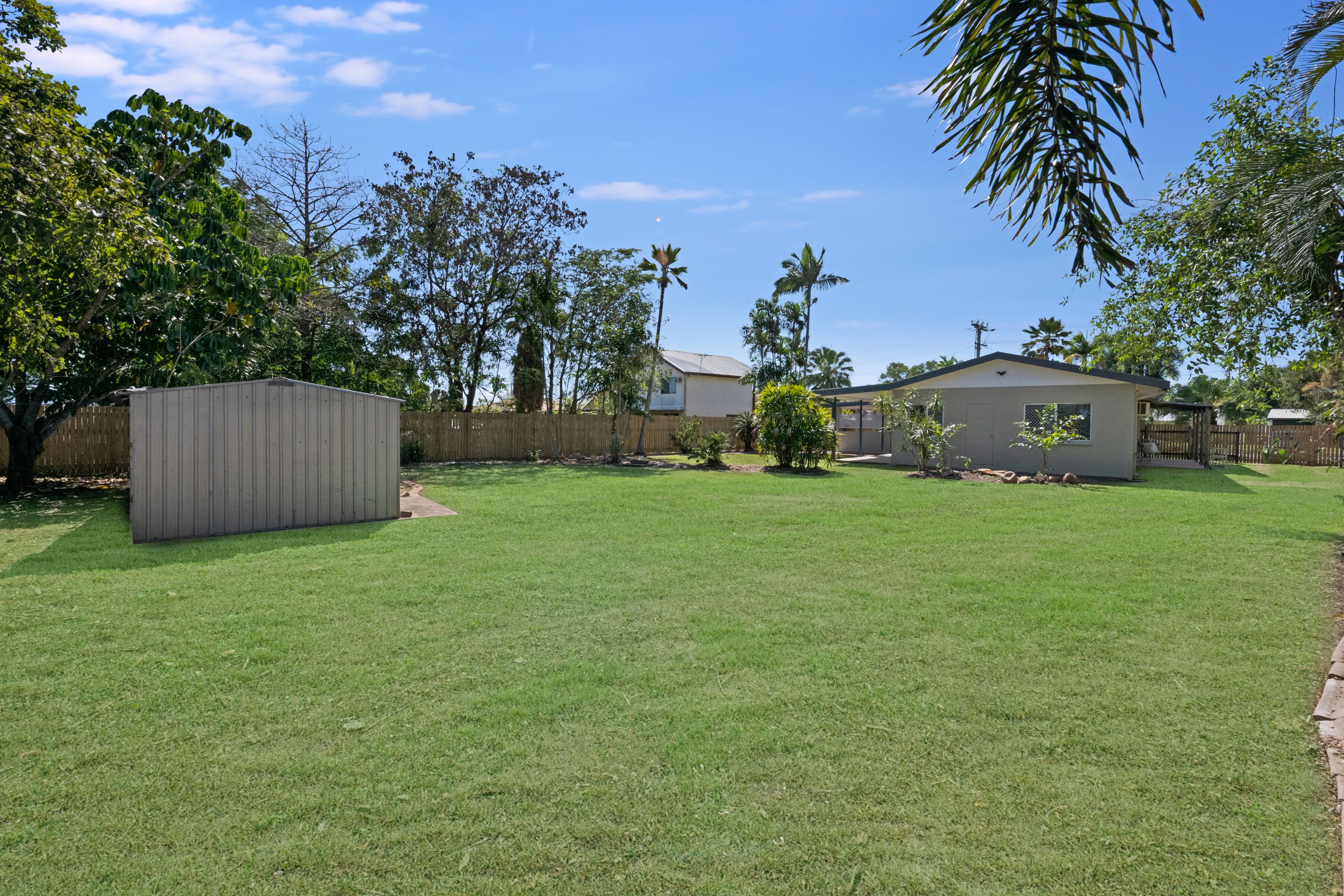 11 Santal Drive, Rasmussen, QLD 4815