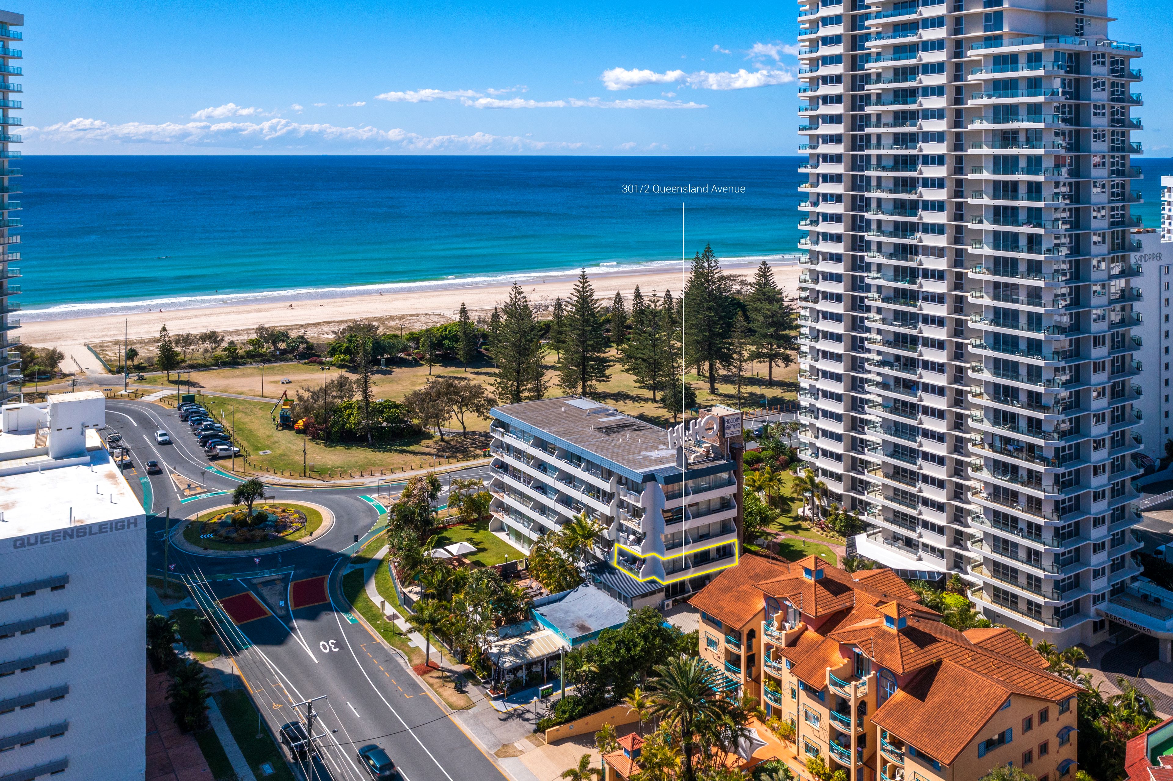 2 Queensland Avenue 'Hi Ho', Broadbeach QLD 4218