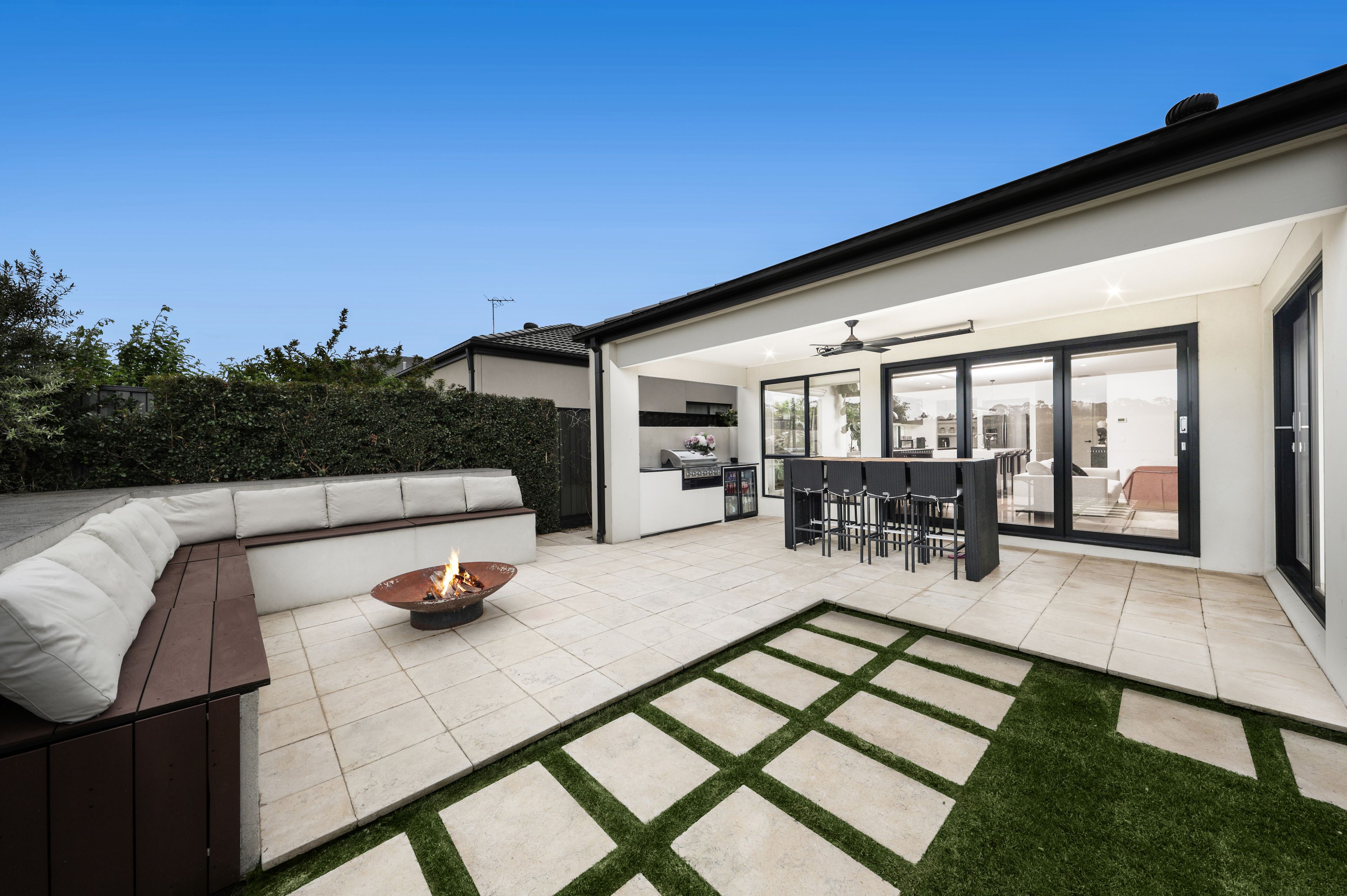 16 Stonemasons Way, Mernda, VIC 3754