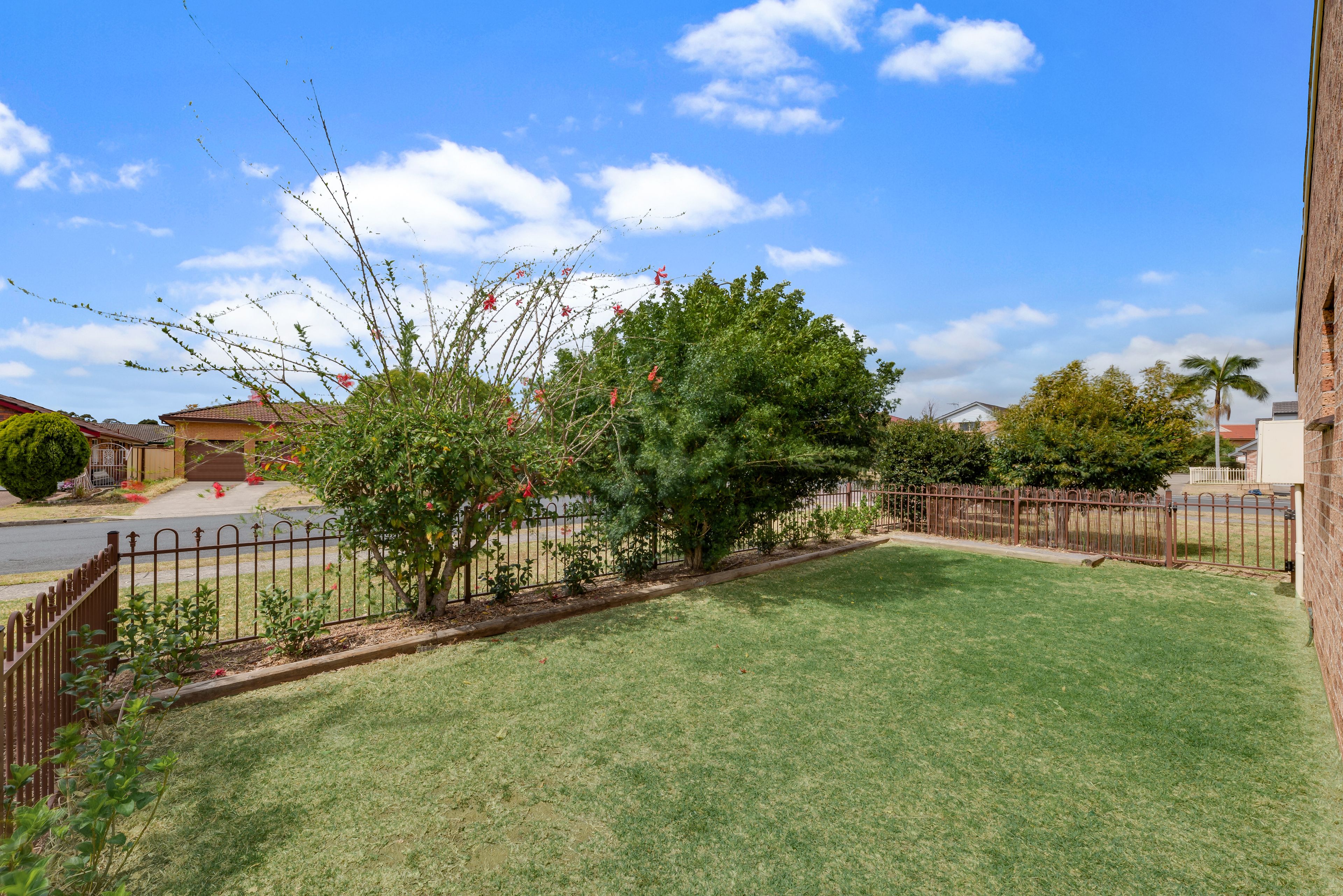 2/23 Bronzewing Street, Ingleburn, NSW 2565