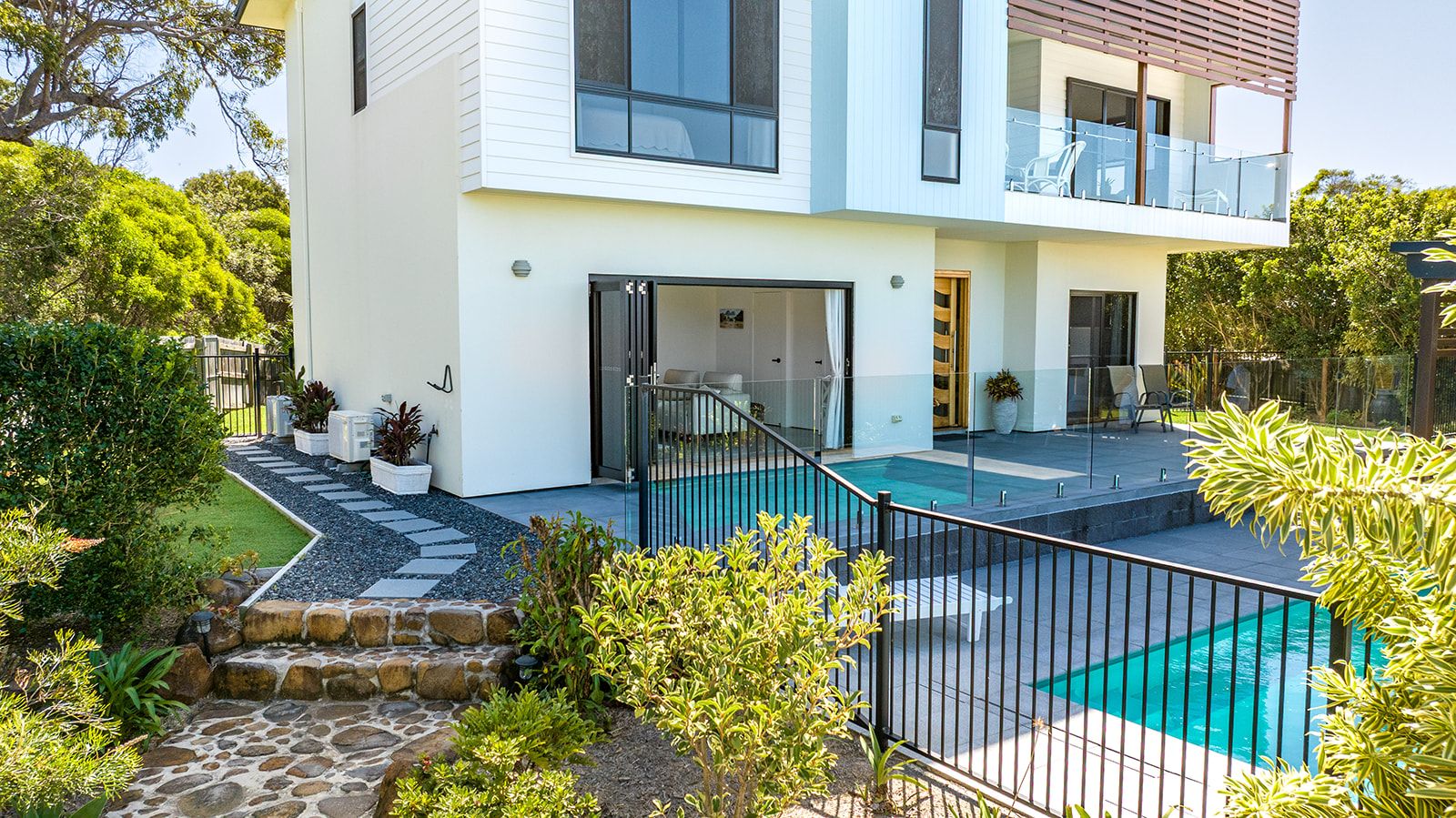 6 Seaview Court, Agnes Water QLD 4677