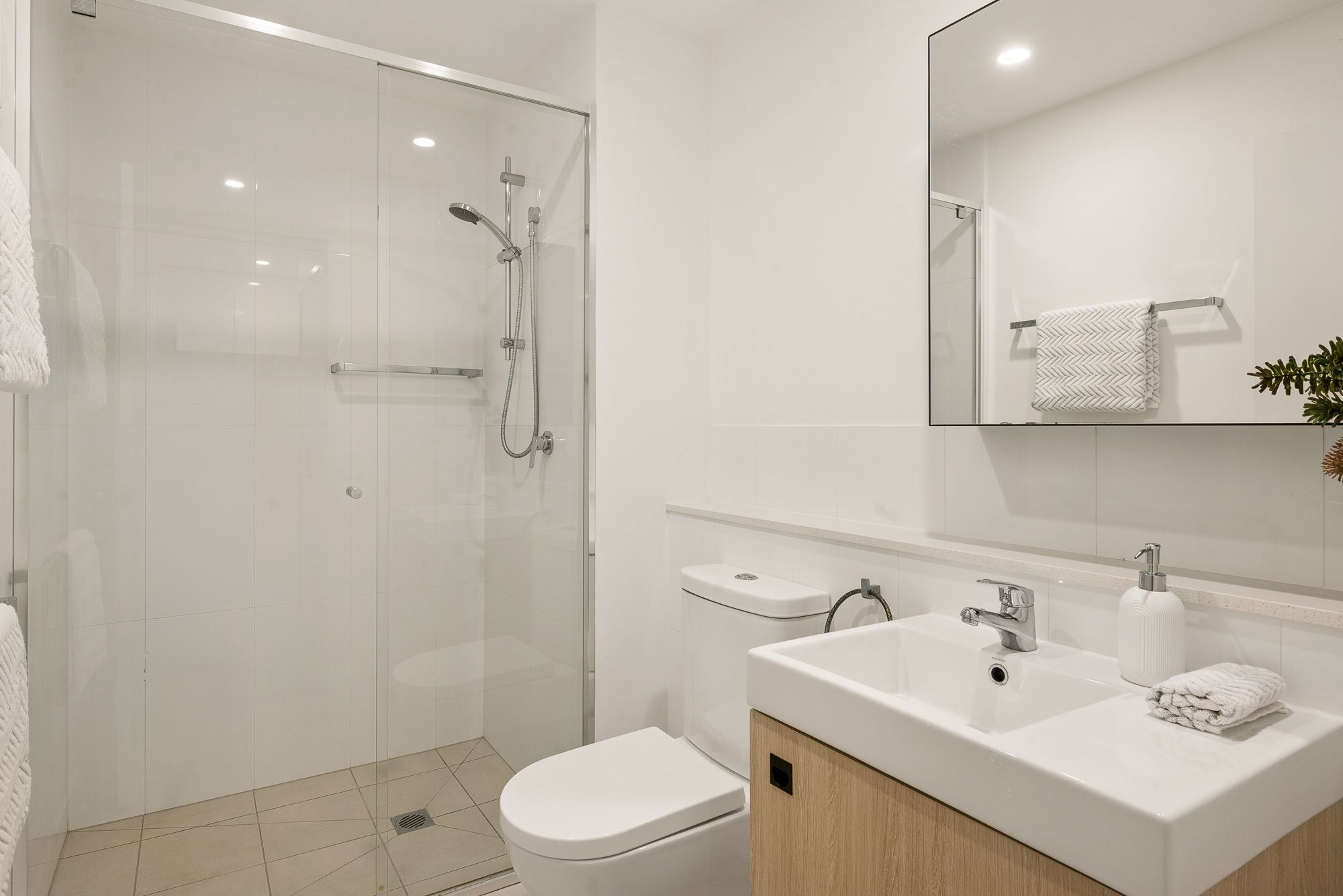 31308/24 Stratton Street — photo 10 of 18