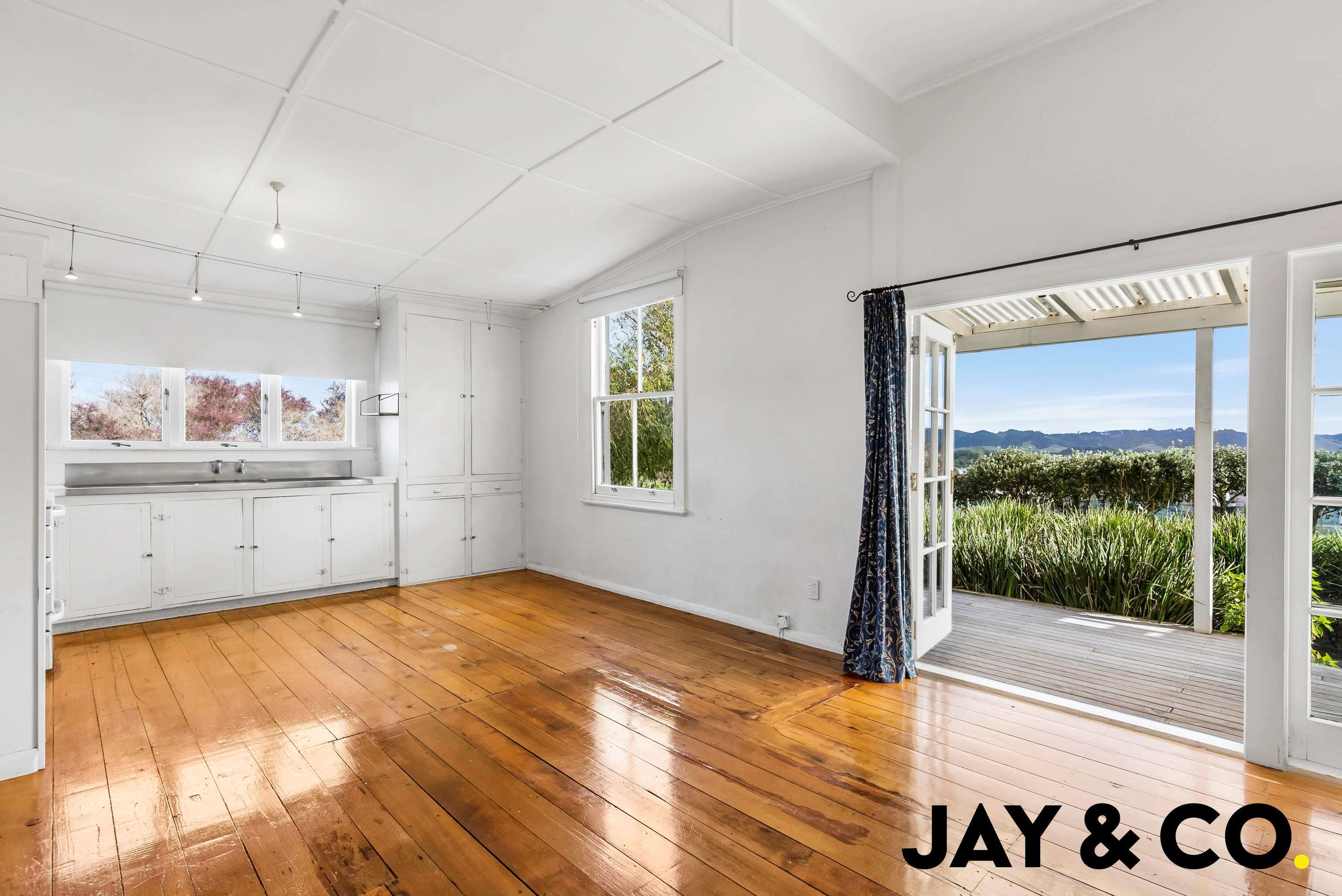 87 Creightons Road, Clevedon, Manukau City Real Estate Ray White