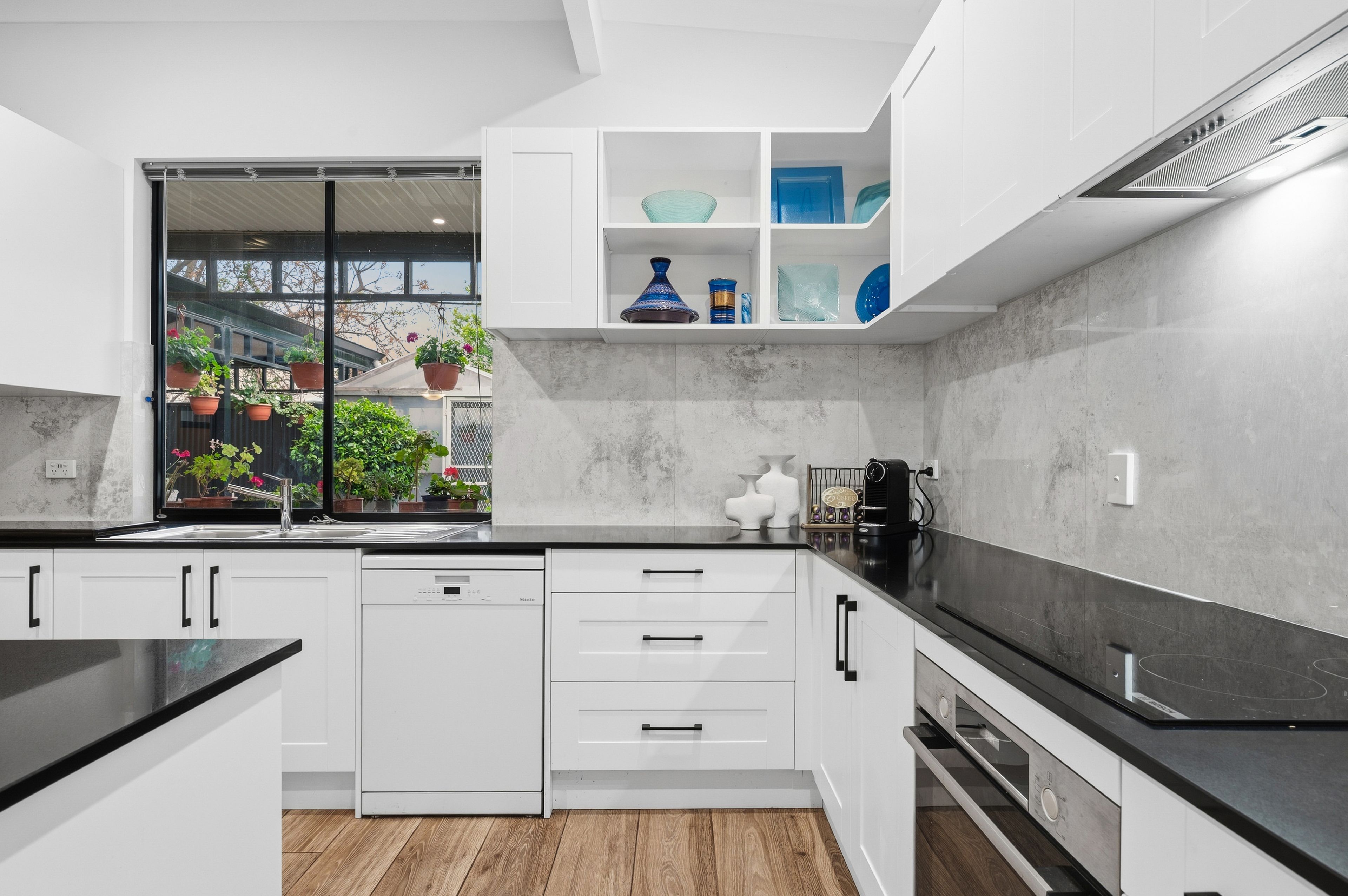 15 Roslyn Street — photo 16 of 30