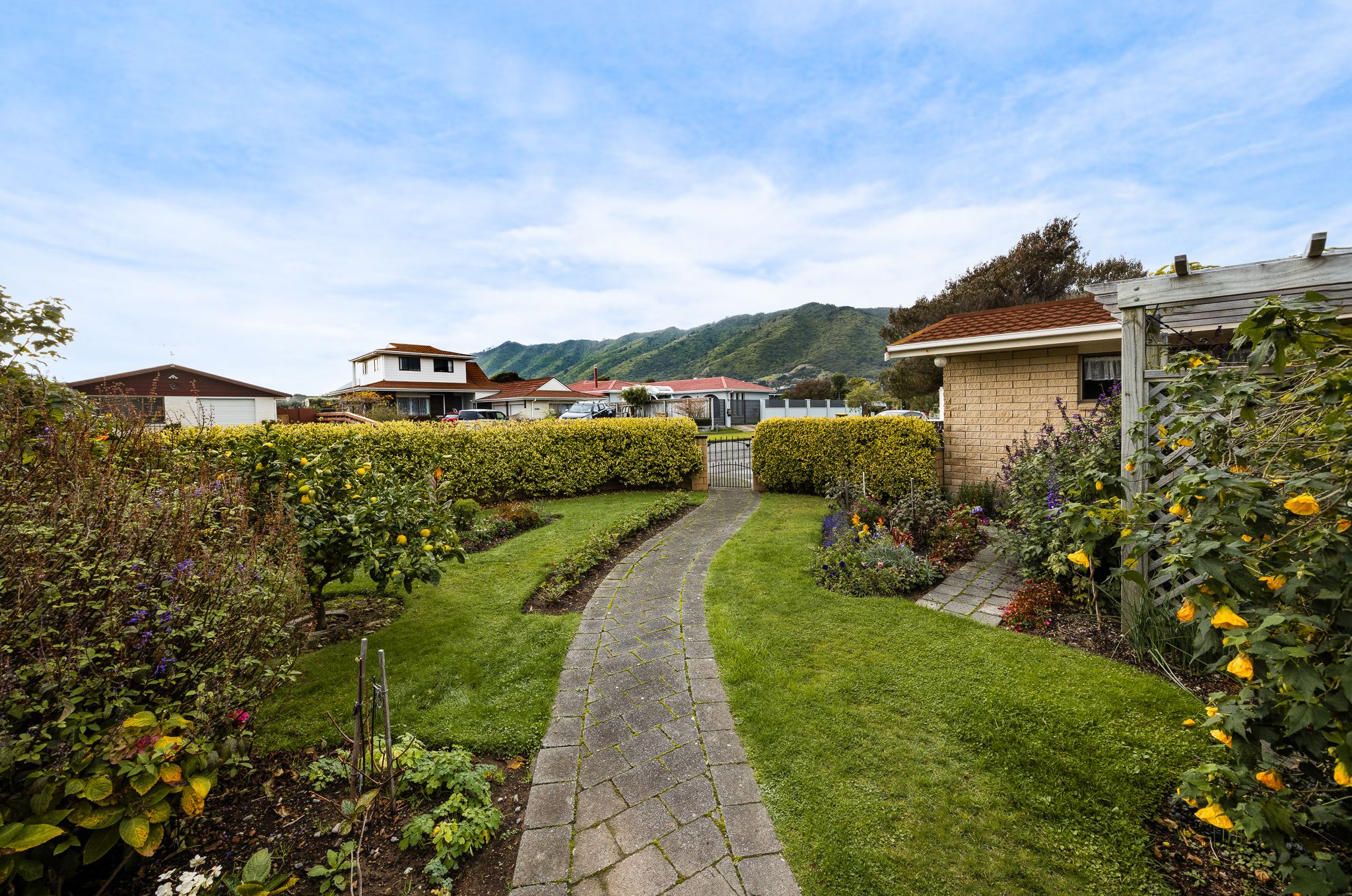 6 Rewarewa Crescent, Waikanae, Kapiti Coast District