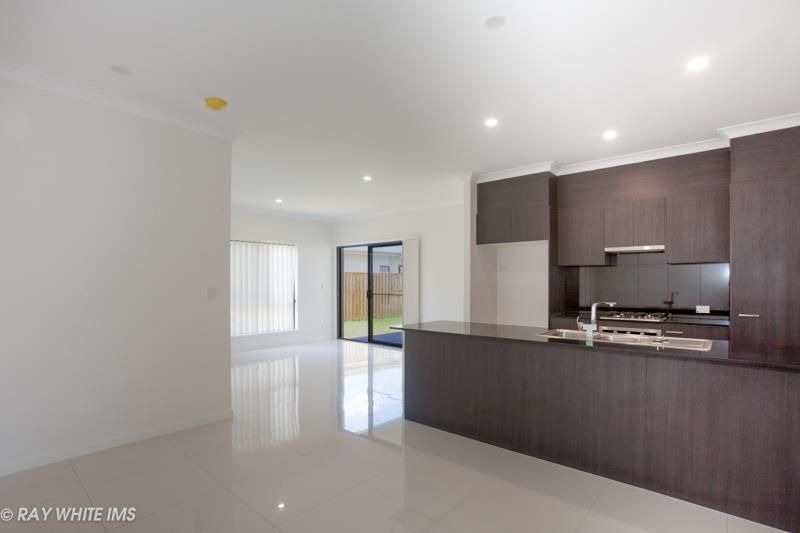 17 Sky Crescent, Pimpama, QLD 4209