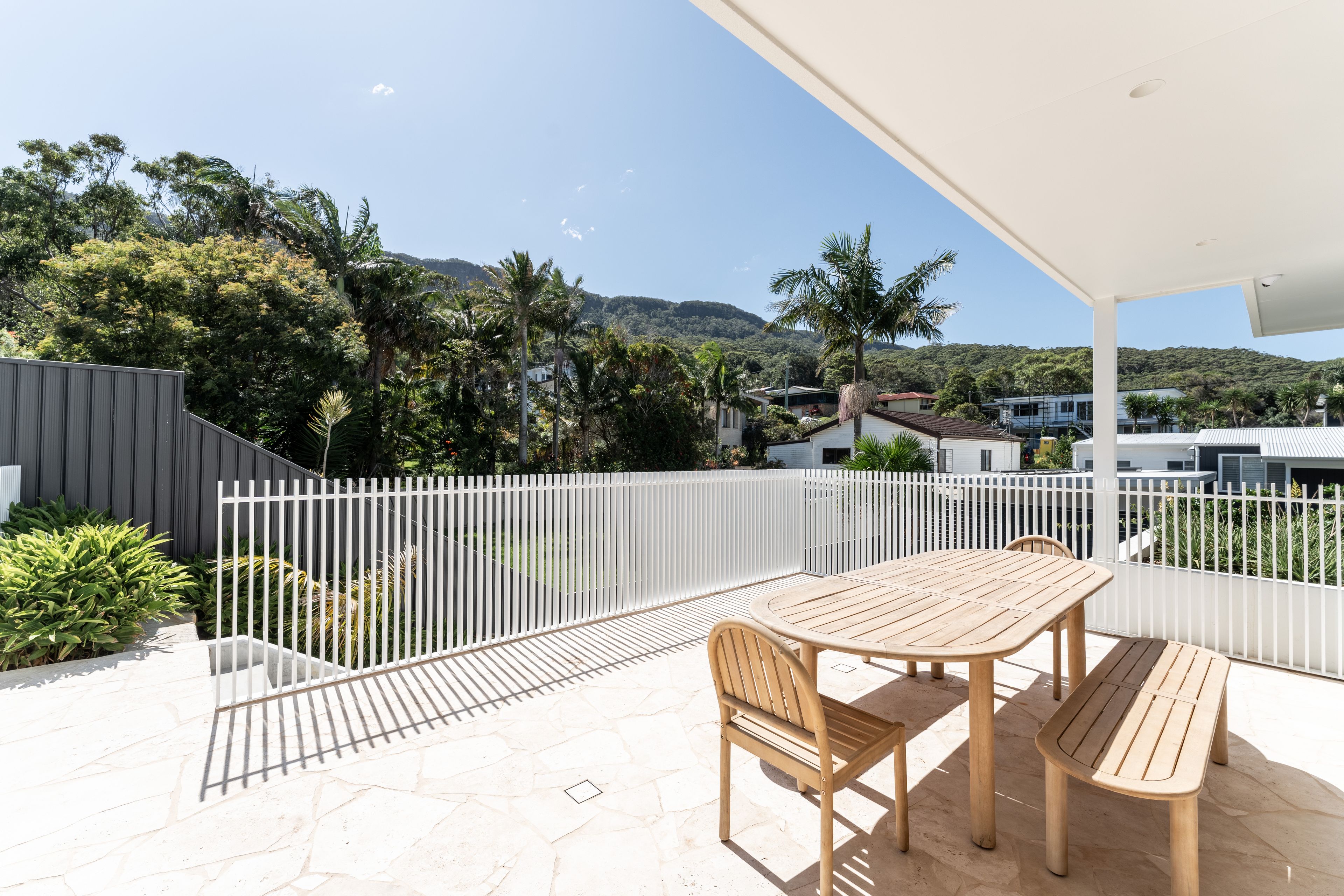 684b Lawrence Hargrave Drive — photo 8 of 30