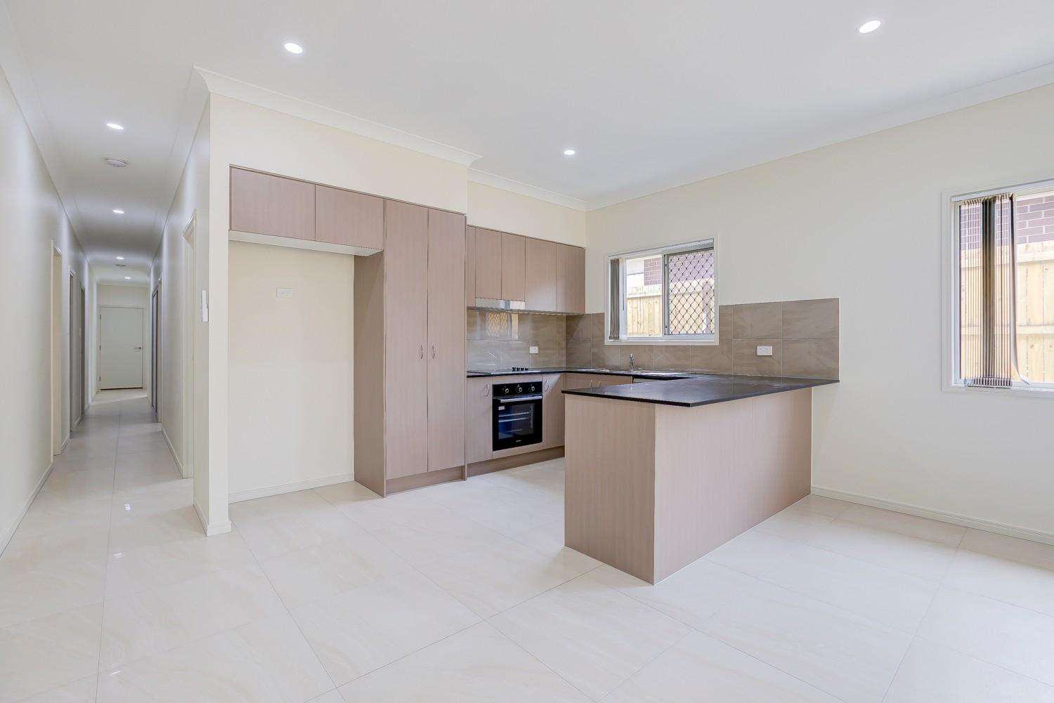 1/16 Sunrise Court, Loganlea, QLD 4131