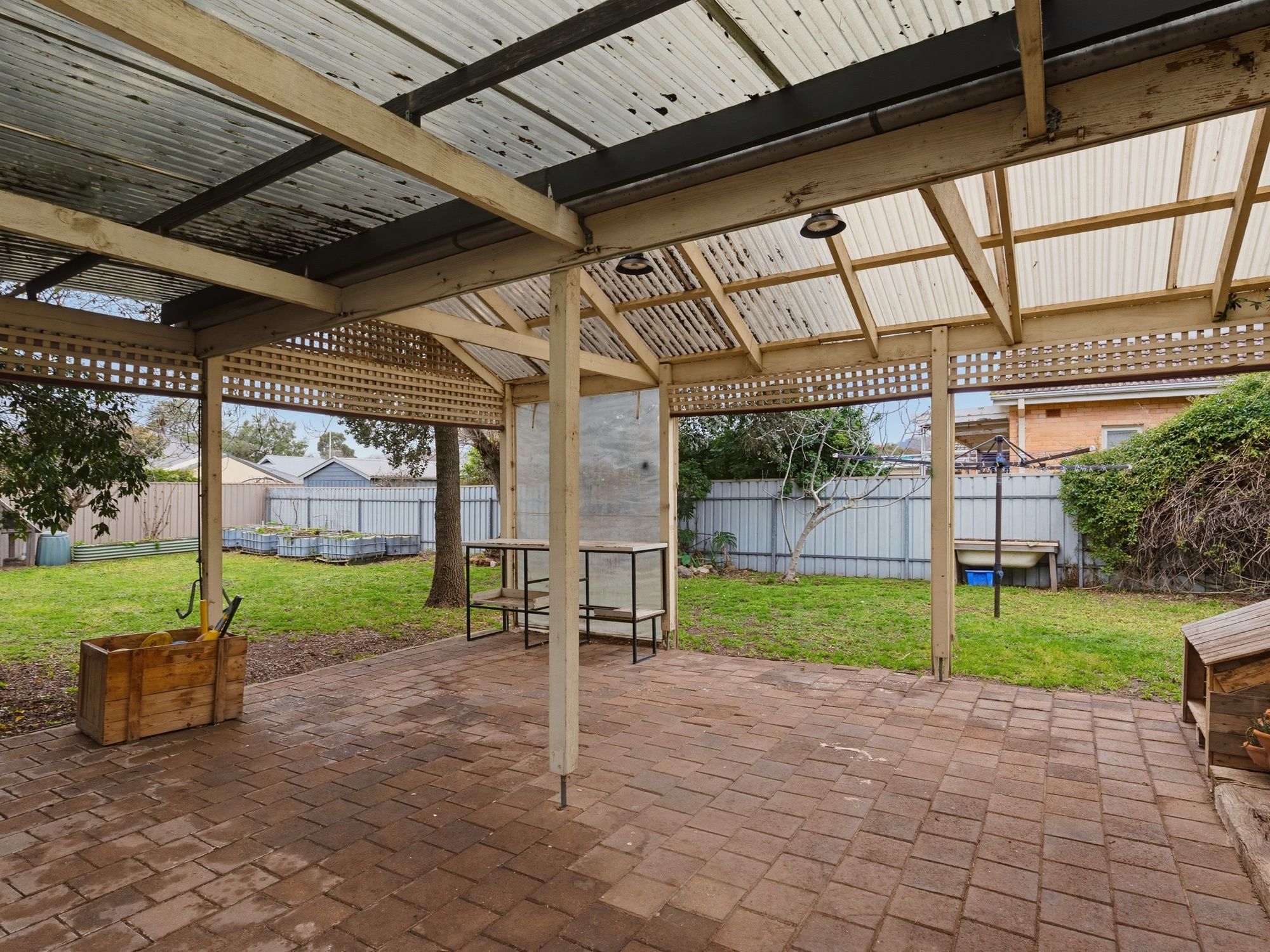 31 Lloyd Street — photo 12 of 17