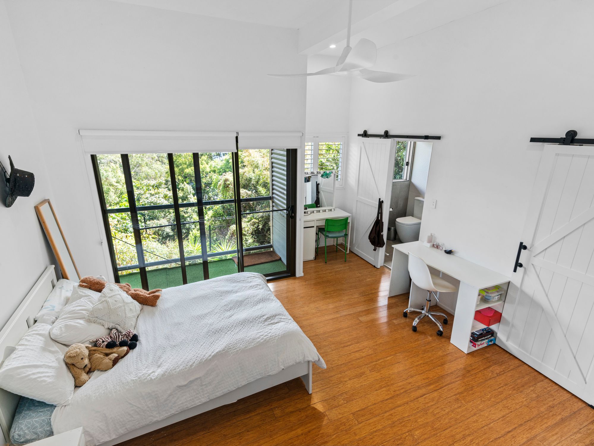 15 Ocean Grove — photo 12 of 22