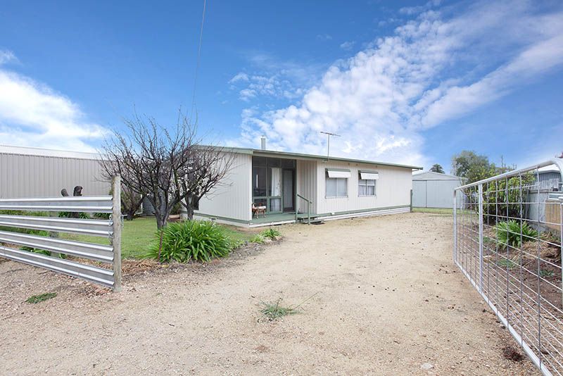 3 Fourth Street, Ardrossan, SA 5571