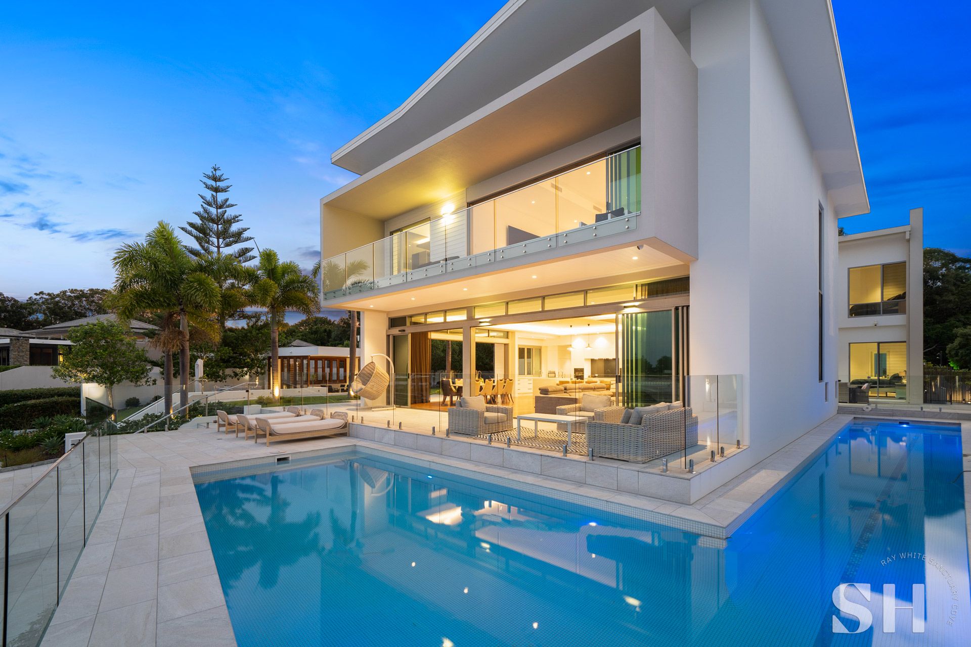 1019 Edgecliff Drive, Sanctuary Cove, QLD 4212