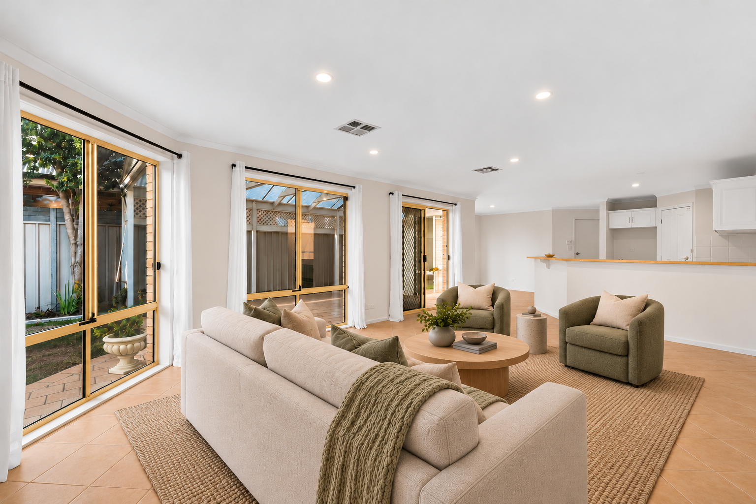 40 Alfred Avenue — photo 13 of 17