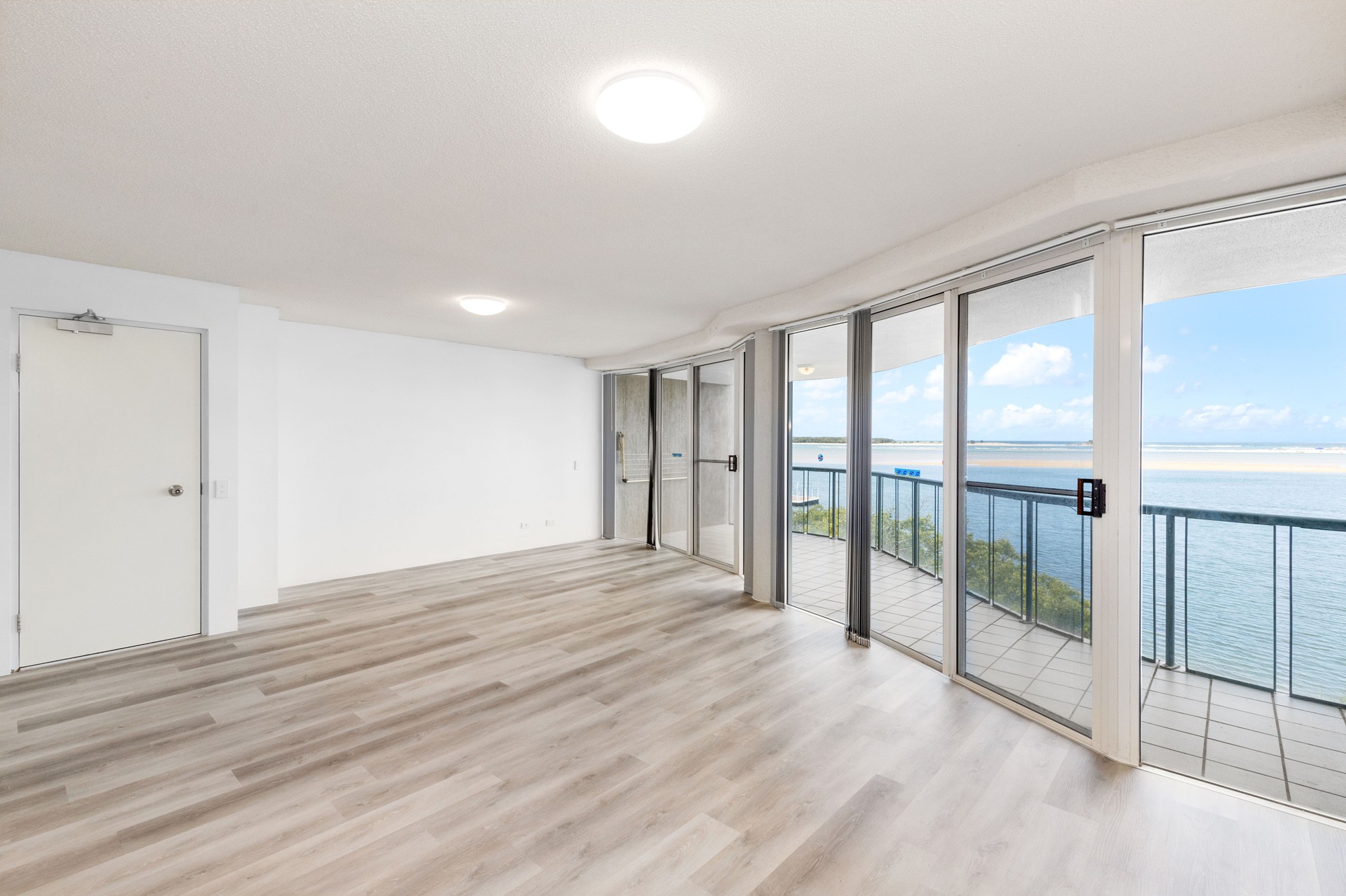 6/2 Duporth Avenue, Maroochydore, QLD 4558