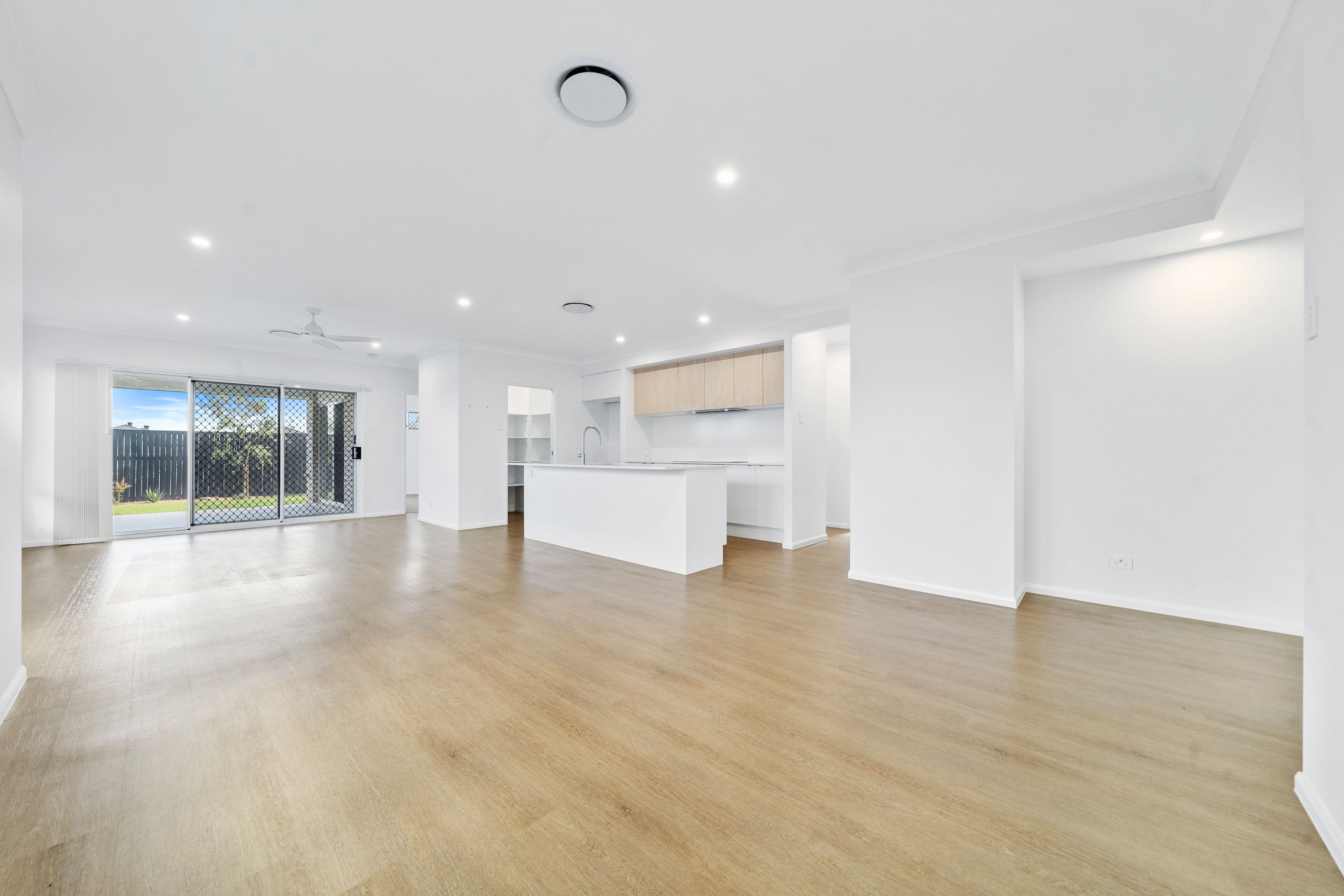 7 Bamboo Road, Greenbank, QLD 4124