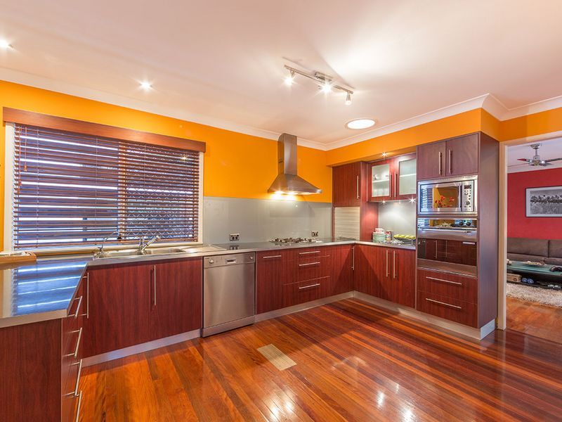 43 Latimer Street, Holland Park, QLD 4121