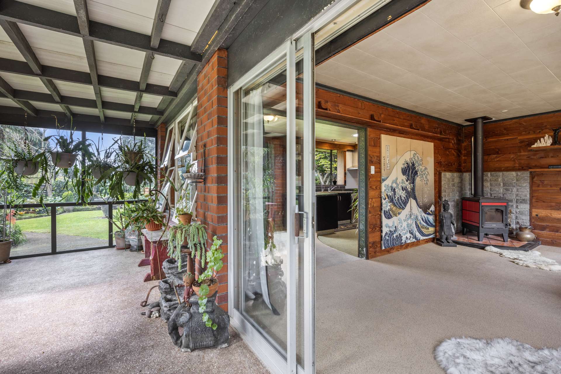 14 Waitara Road photo 6