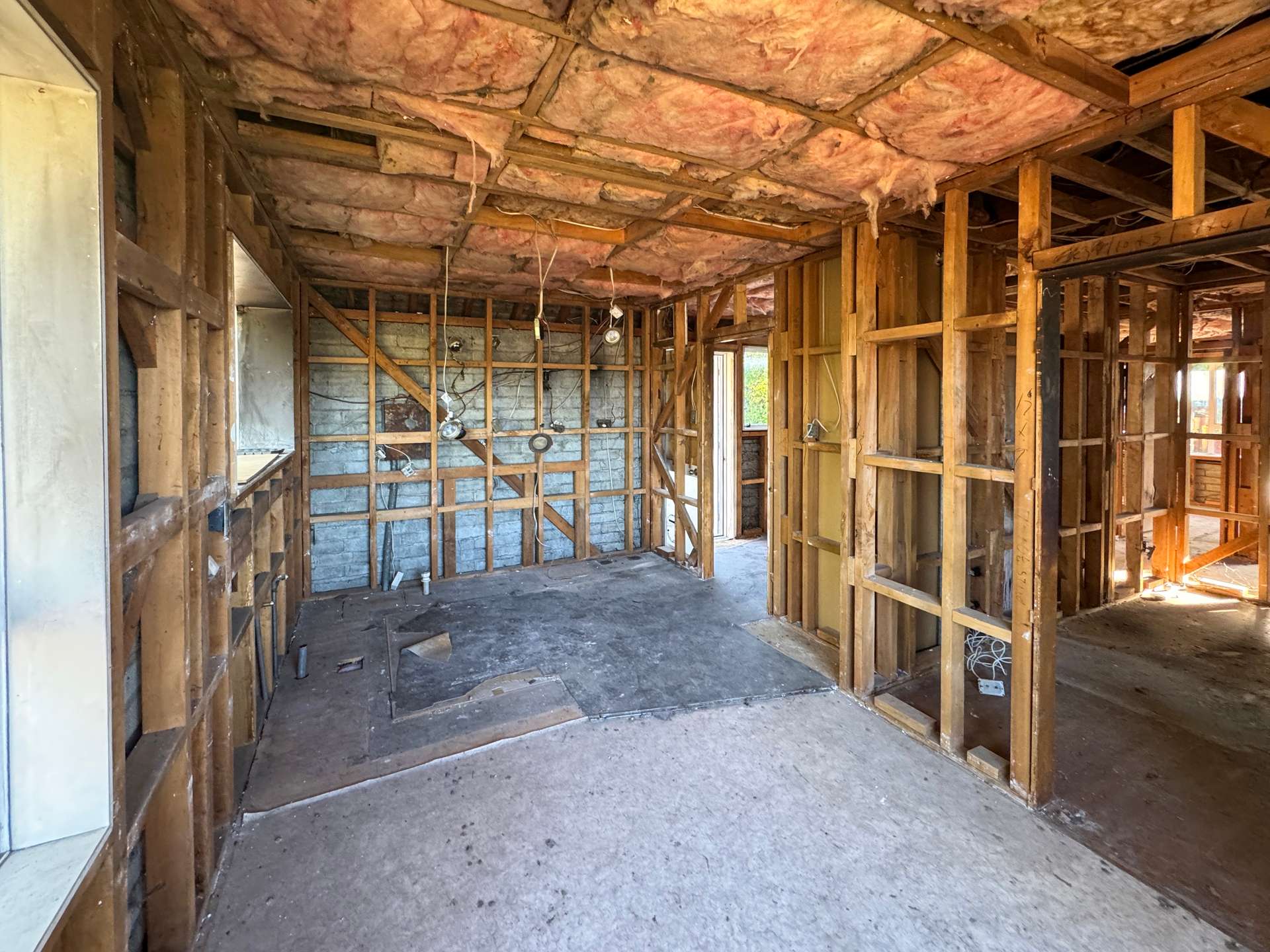 17 Roberts Road photo 1