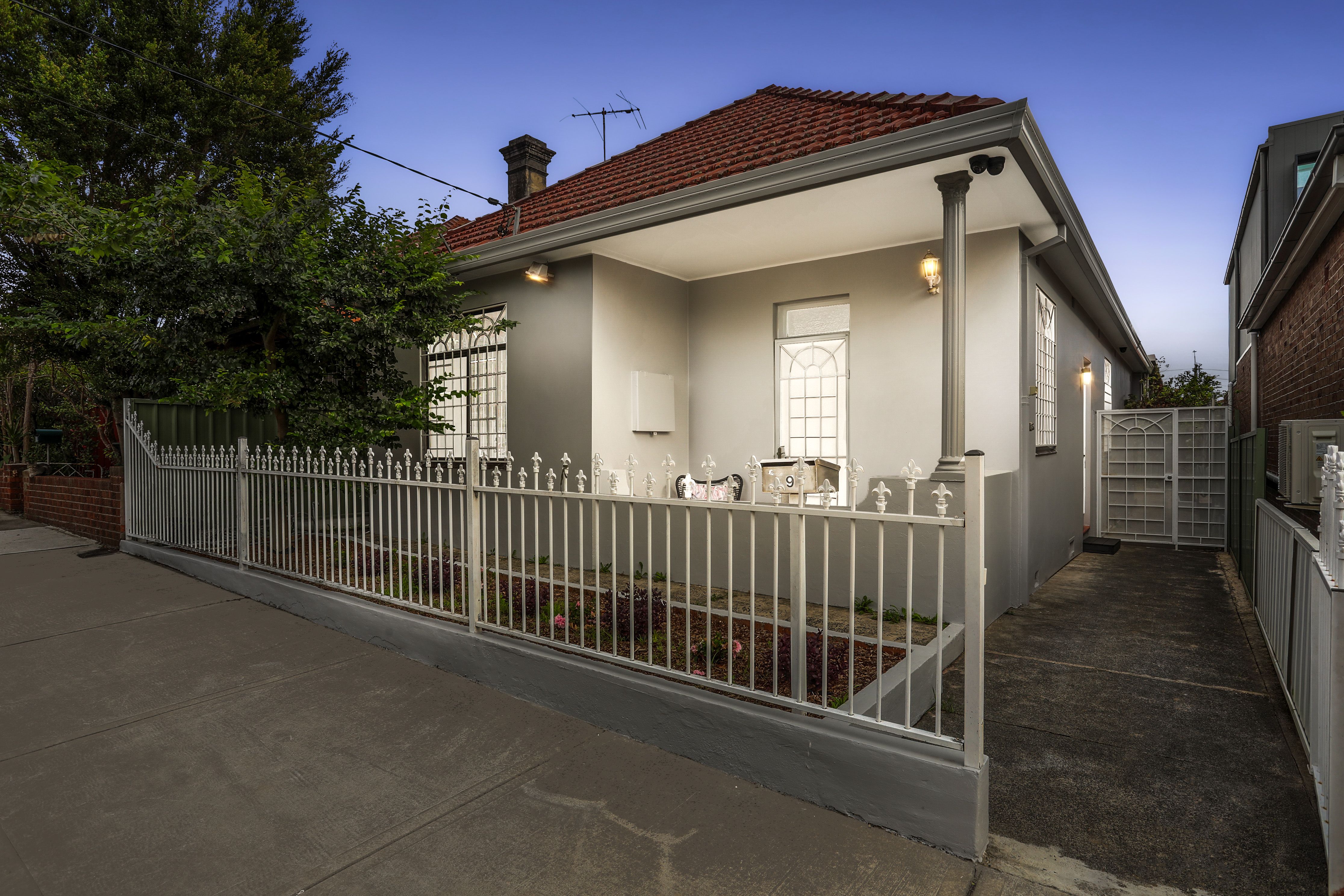 9 John Street, Tempe NSW 2044