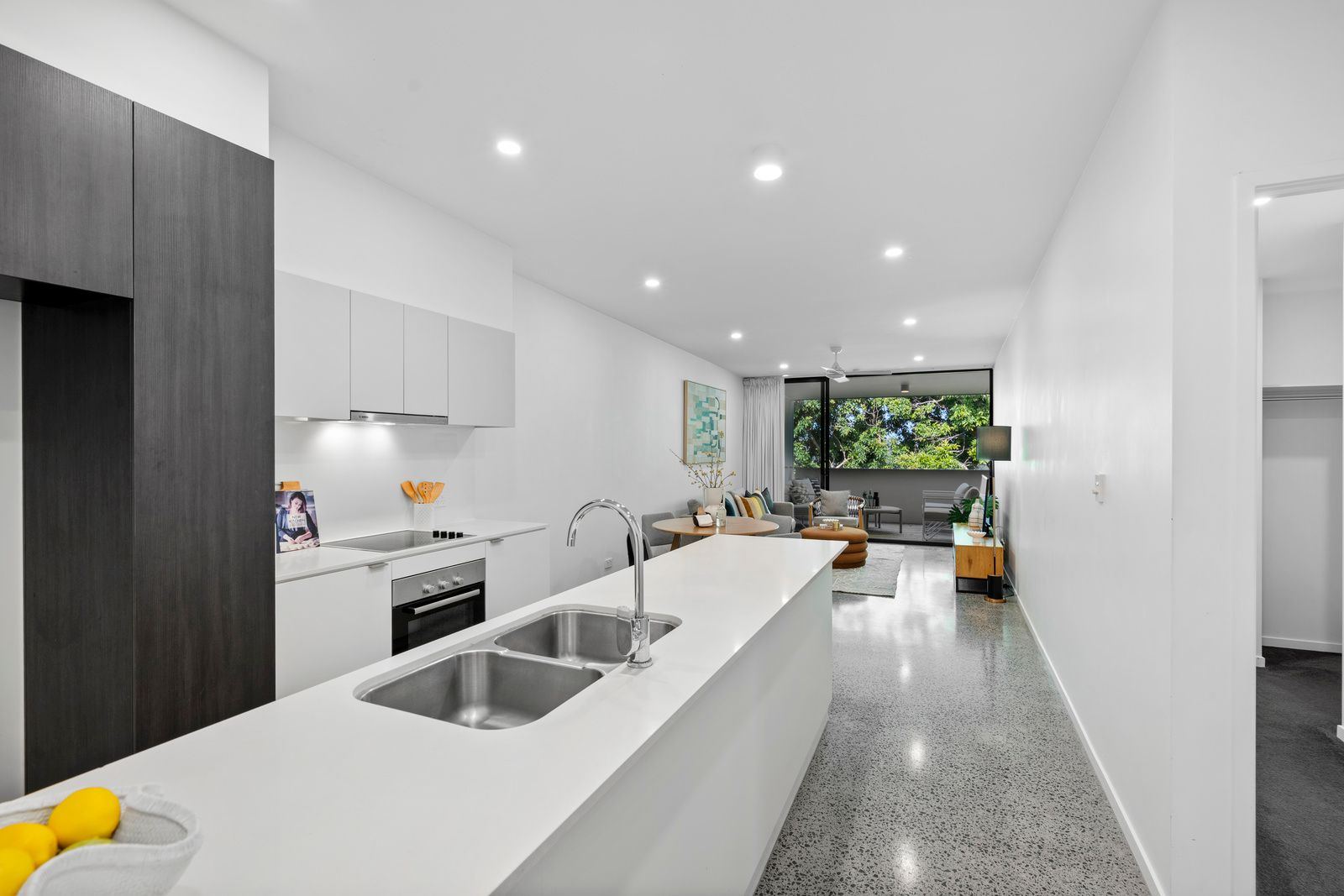 204/27 Ekibin Road — photo 6 of 20