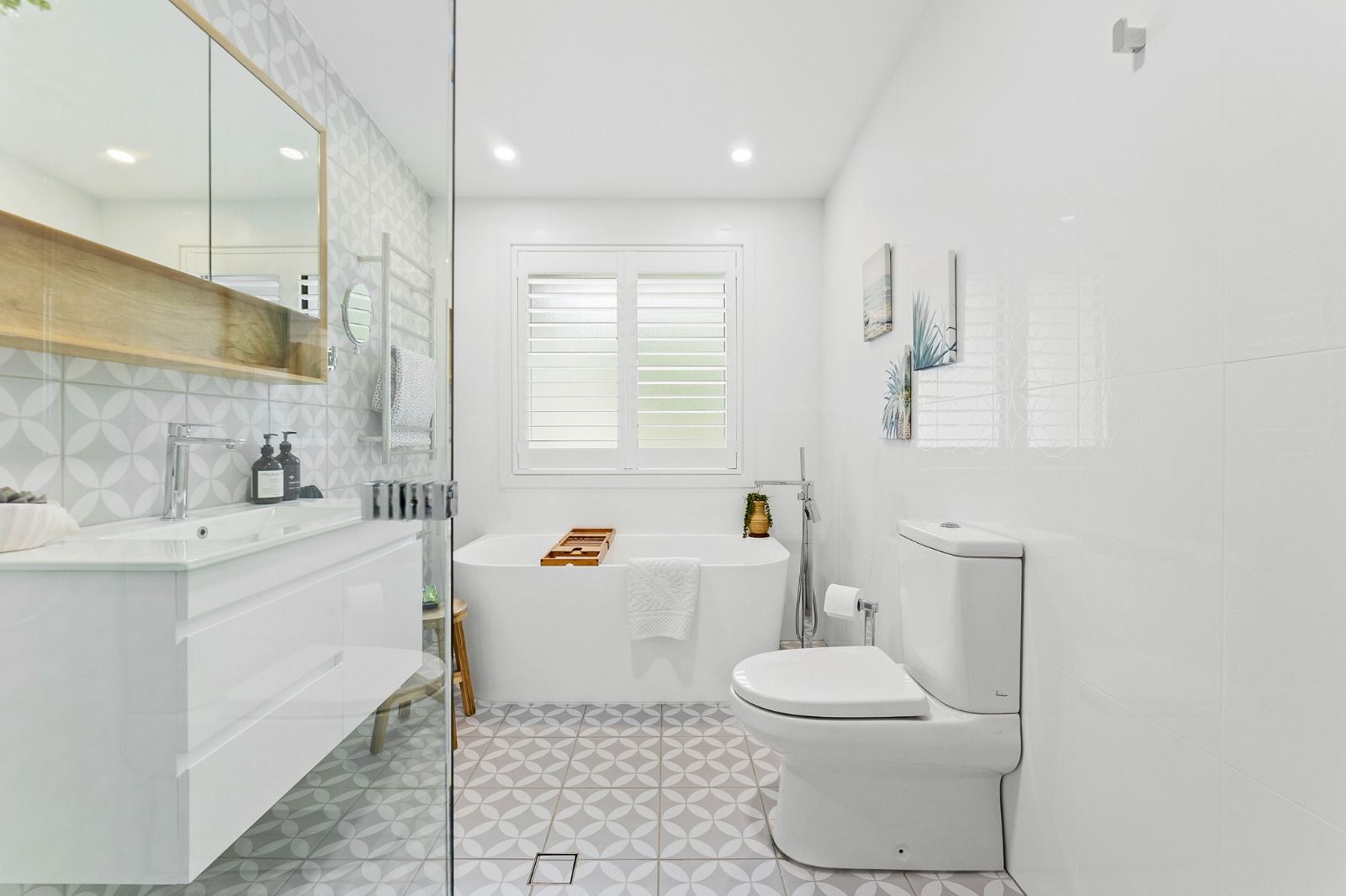 83a Northcove Road — photo 16 of 30