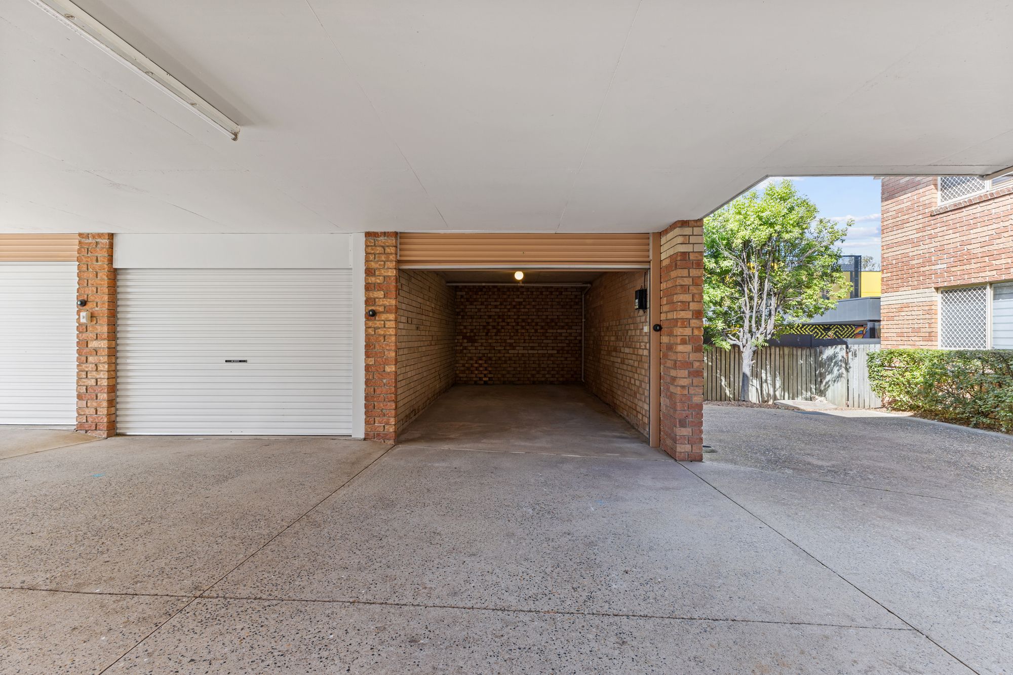 1/12 WALLACE Street — photo 27 of 30
