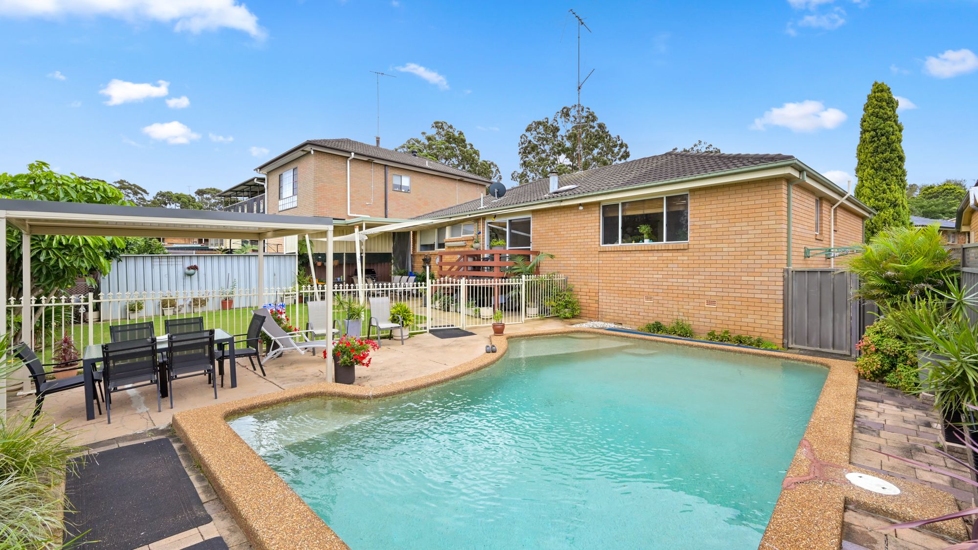 36 Balook Crescent, Bradbury, NSW 2560