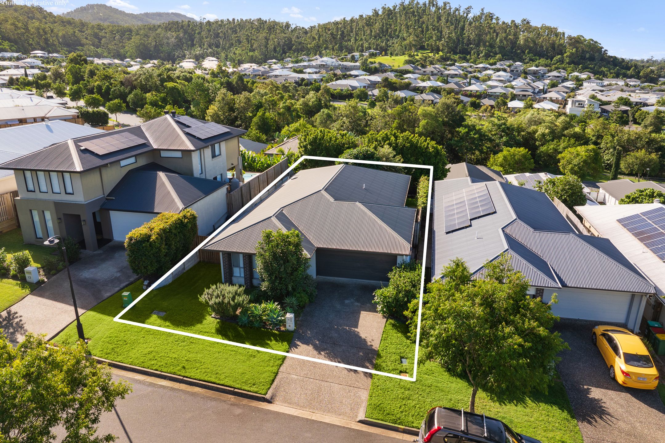 11 Greenvale Crescent — photo 15 of 17