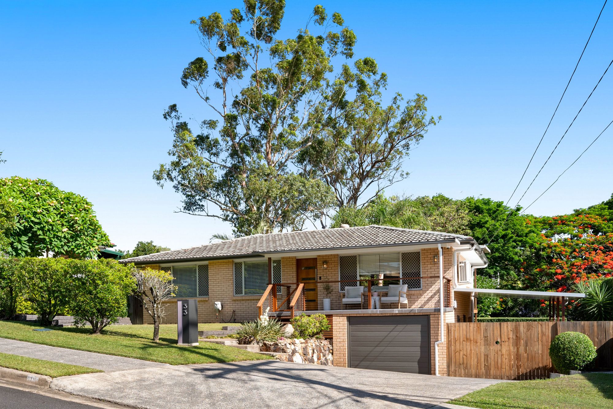 33 Jeanette Avenue, Springwood, QLD 4127
