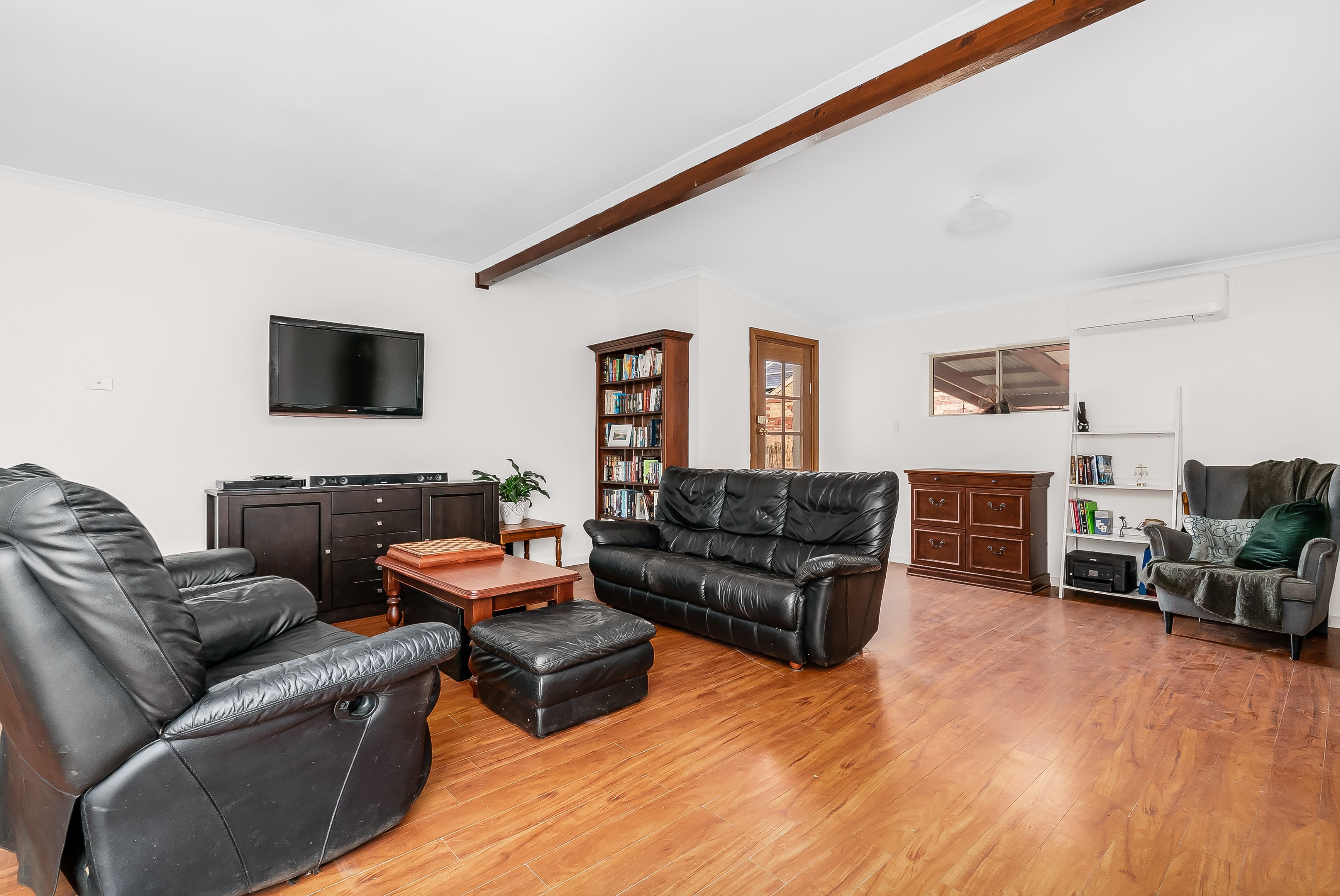 24 Avis Court, Valley View, SA 5093