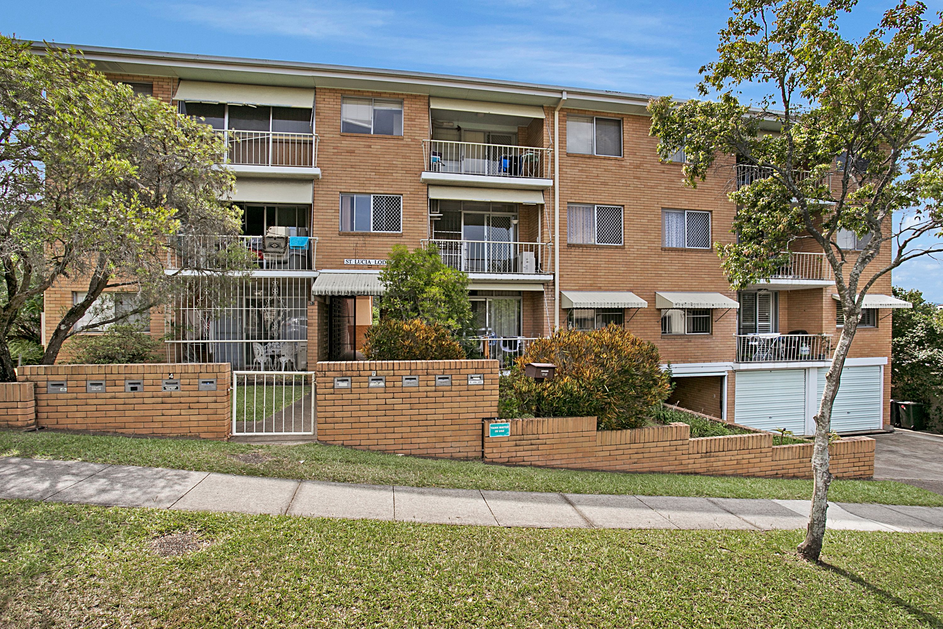 57 Brisbane Street, St Lucia QLD 4067
