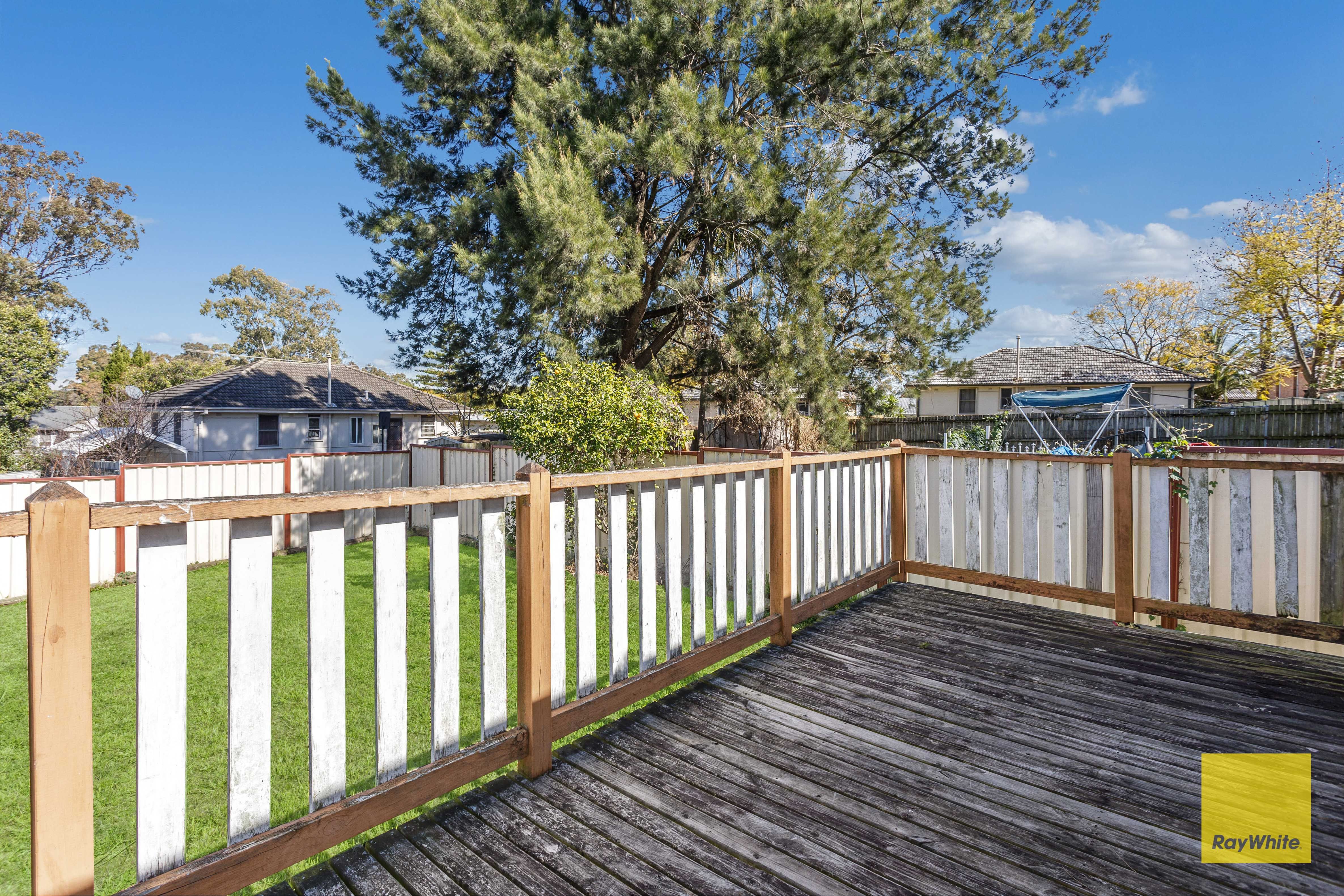 29 Bulolo Drive — photo 8 of 13