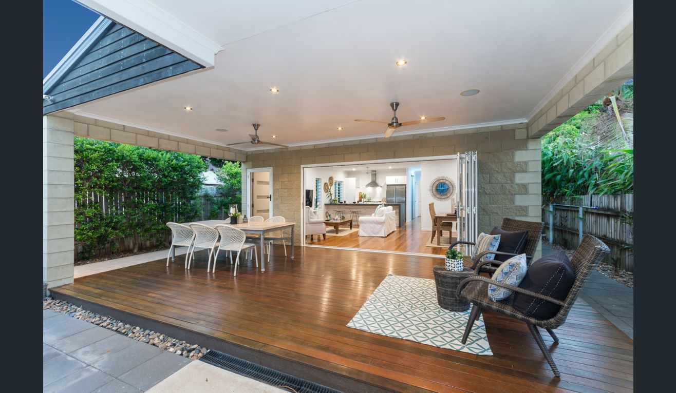 12 North Street, West End, QLD 4810