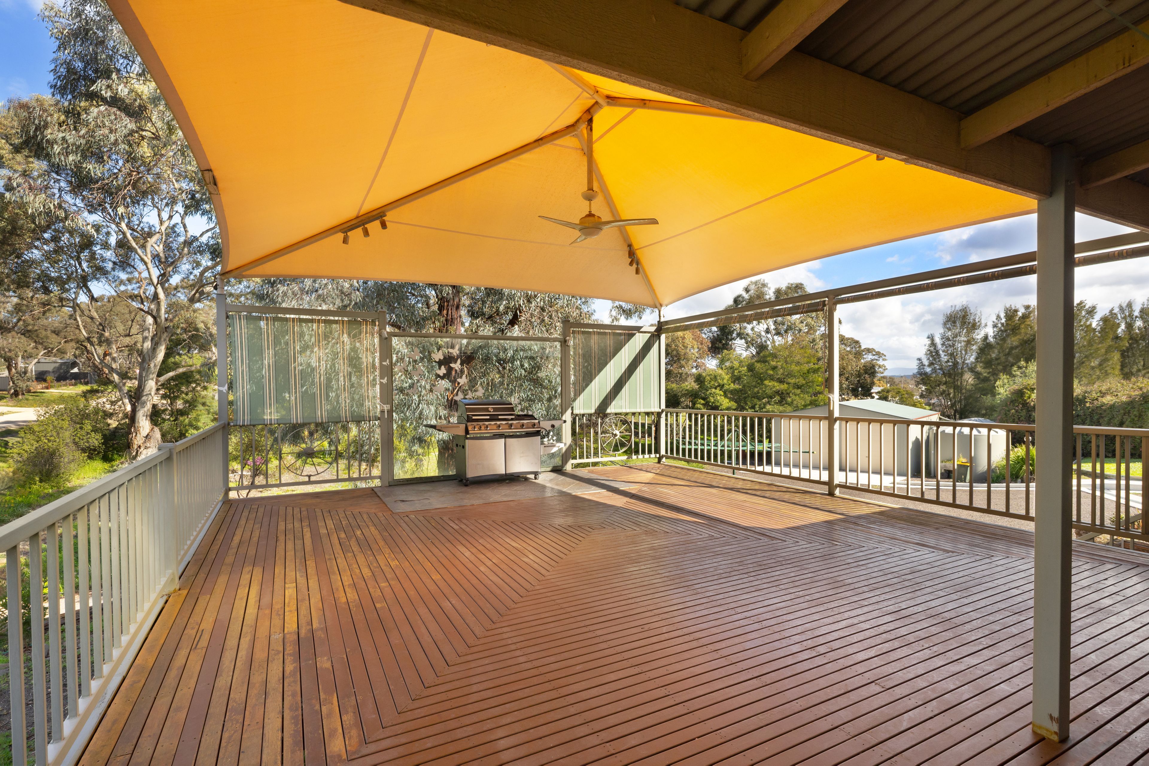 44 Russell Street — photo 12 of 19