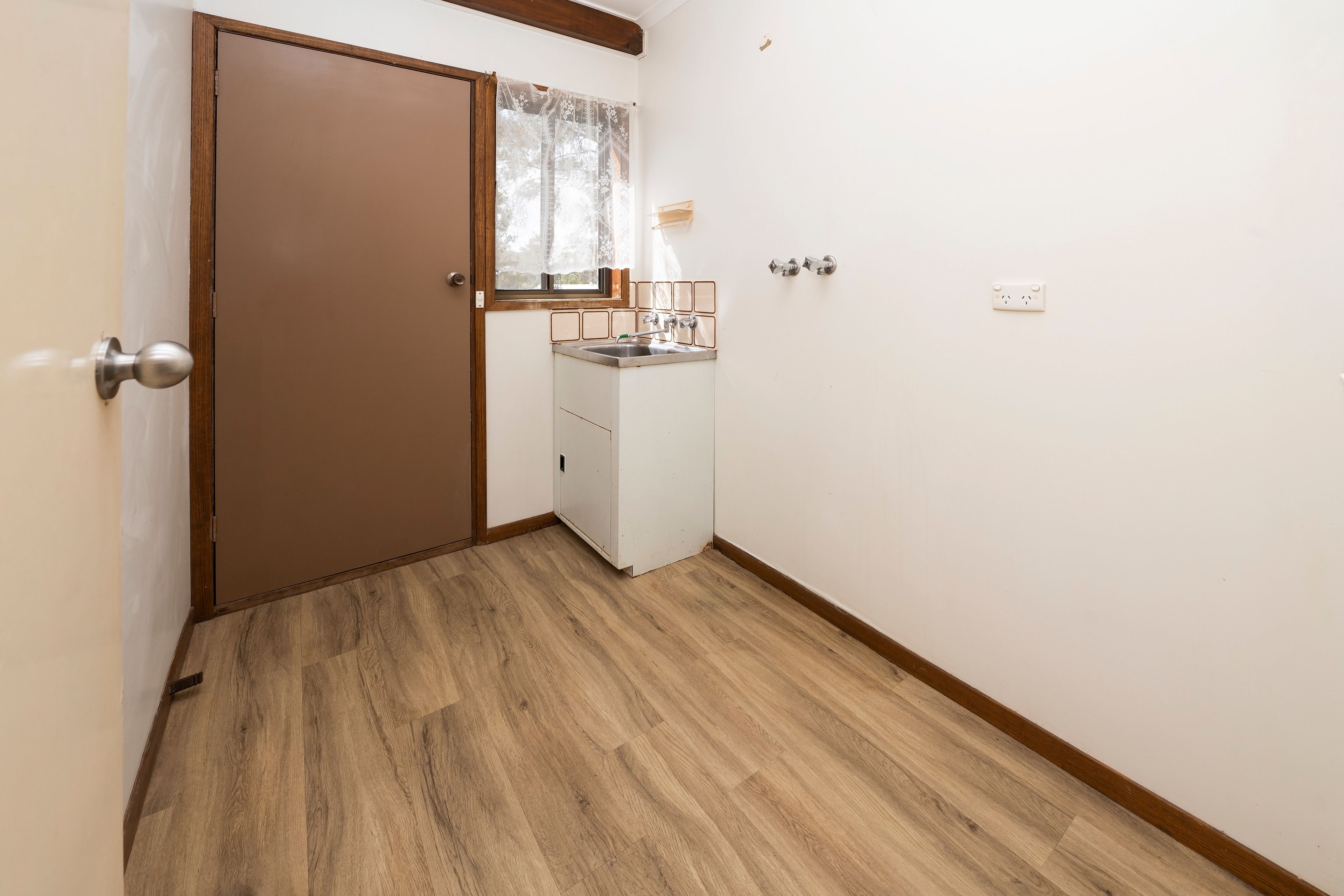 12 Bell Street — photo 16 of 23
