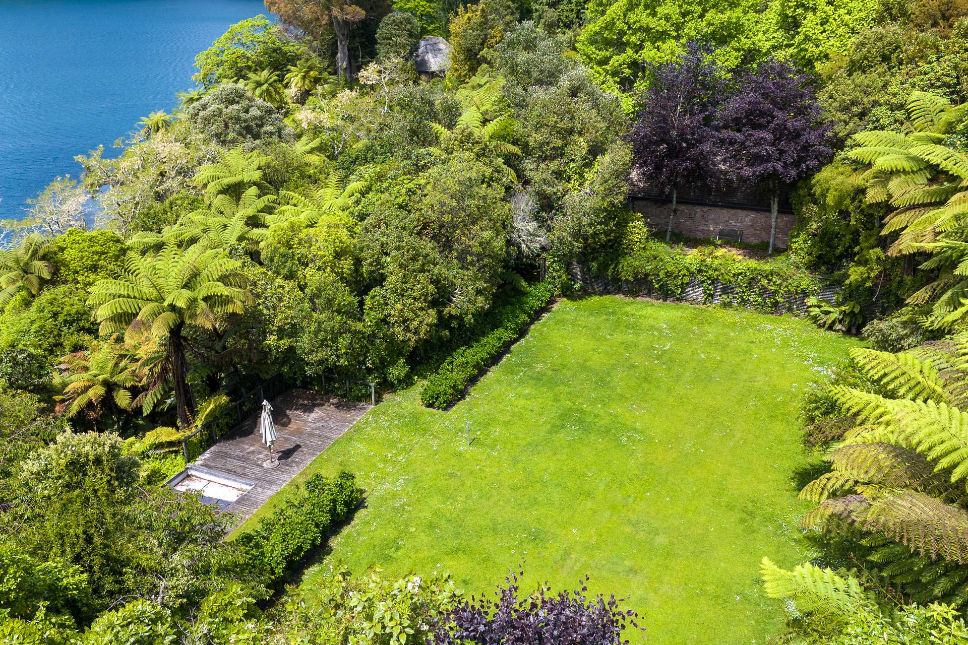 18 & 20 Te Toroa Drive photo 4