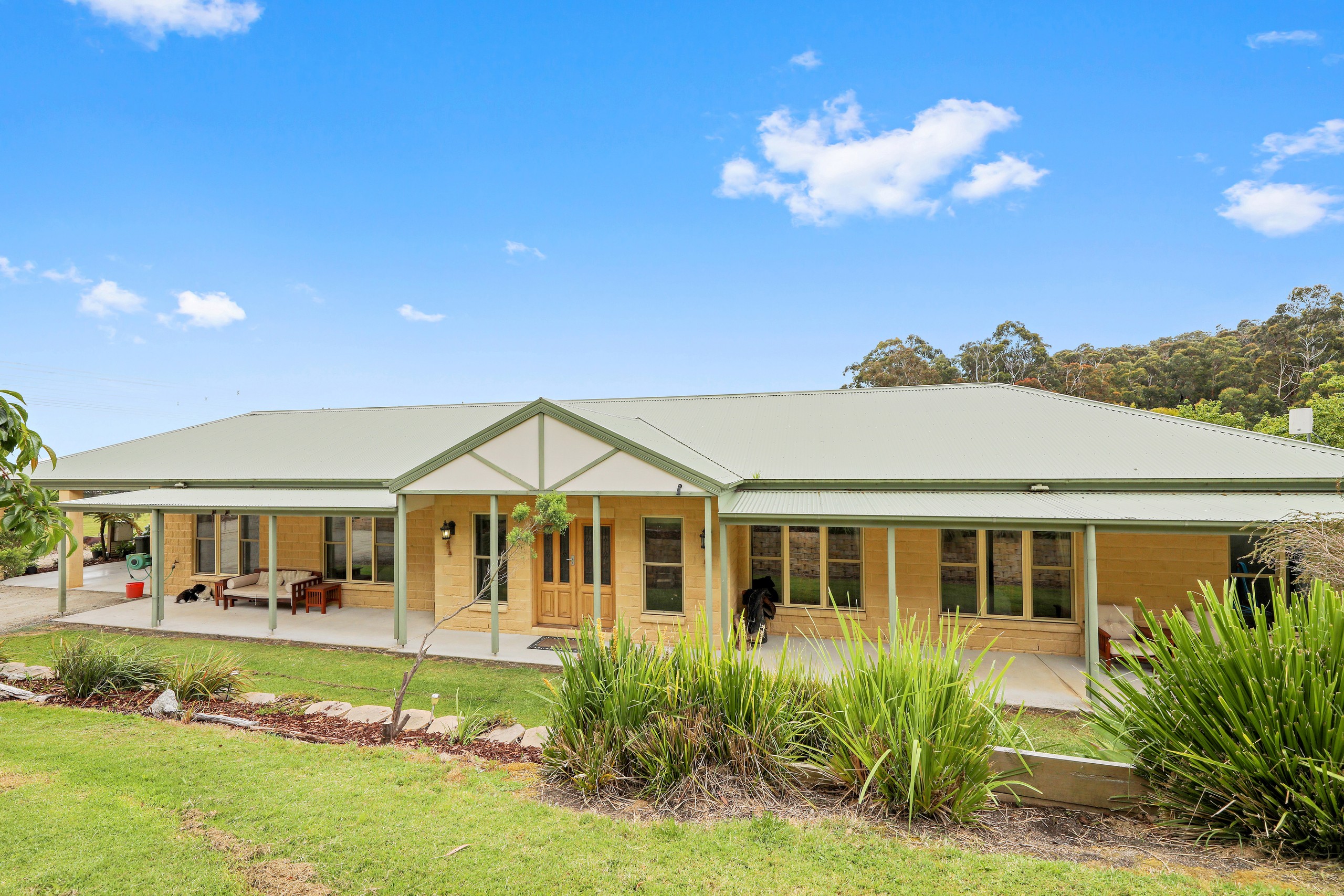 355 Forest Road, Labertouche, VIC 3816