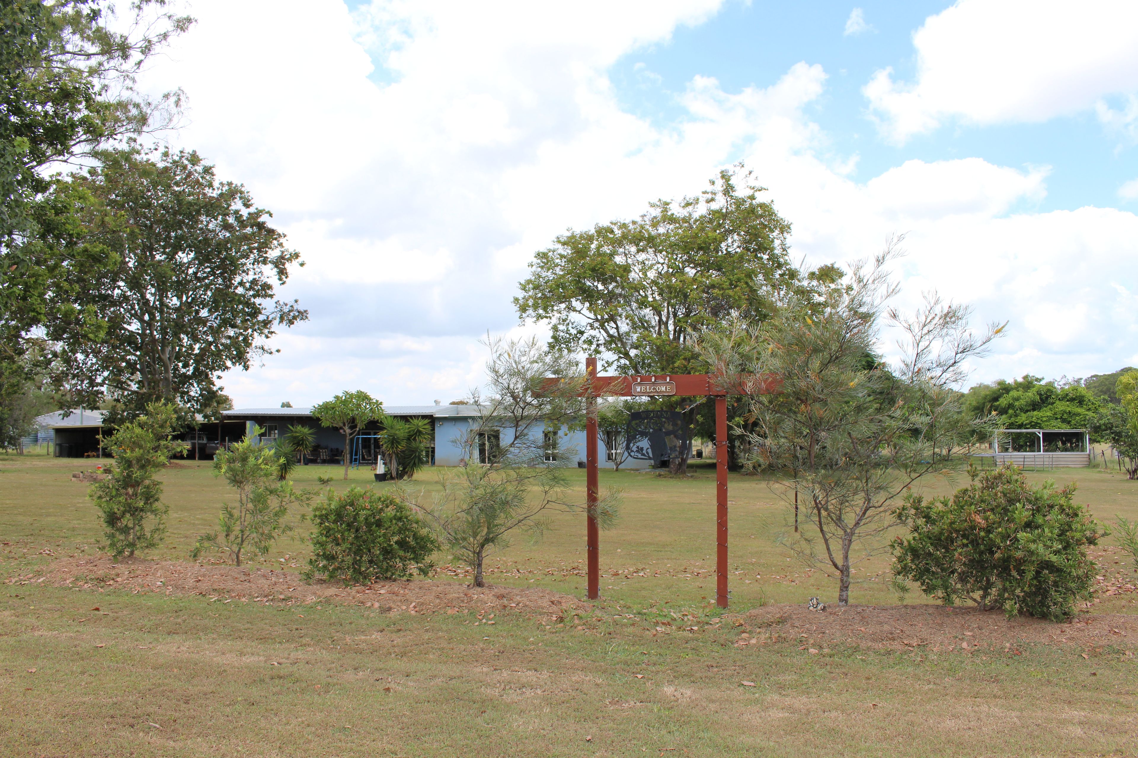 54099 Bruce Highway, Machine Creek, QLD 4695