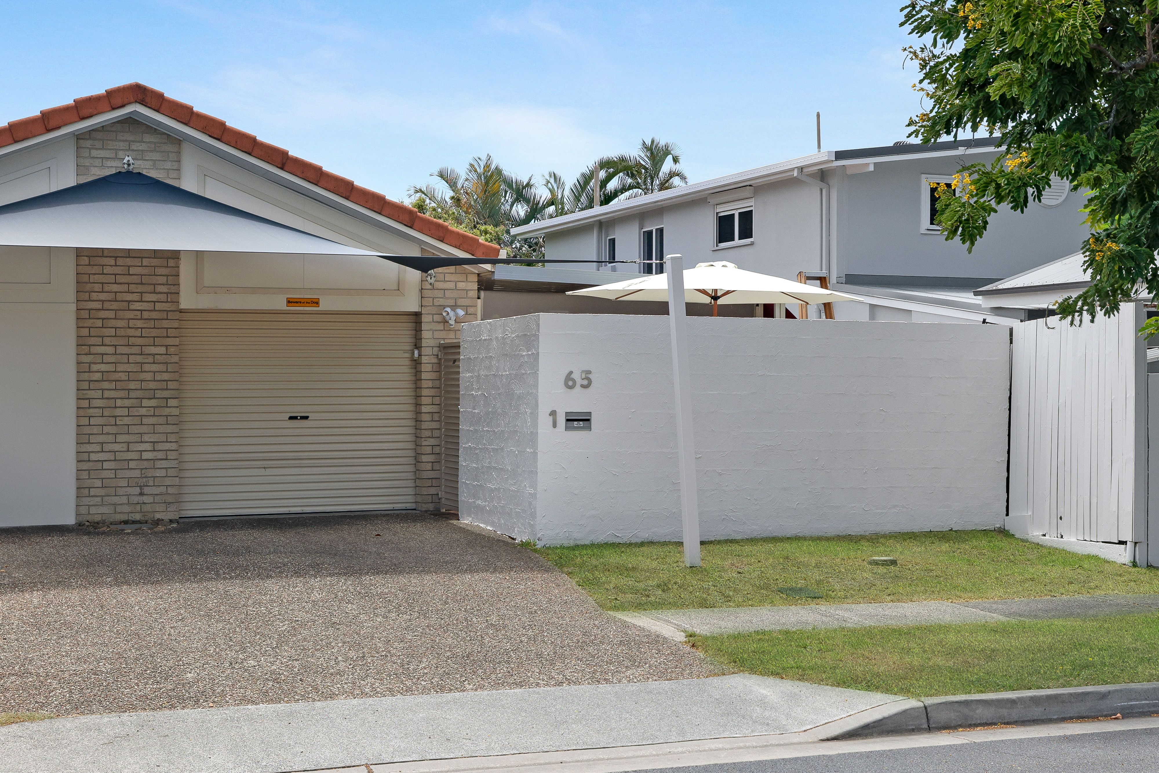 1/65 Errol Avenue, Paradise Point, QLD 4216