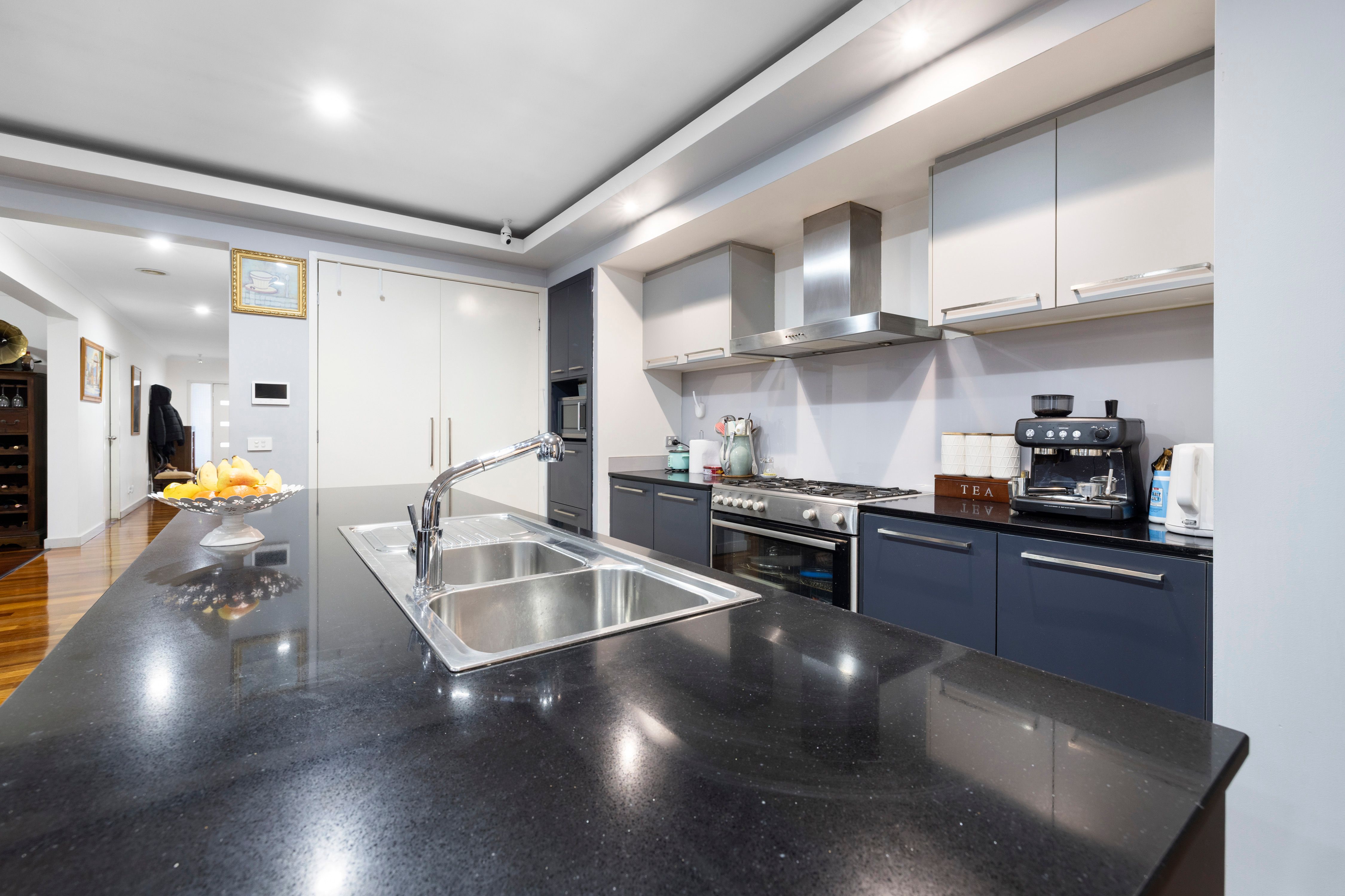 9 Hector Drive, Cranbourne, VIC 3977