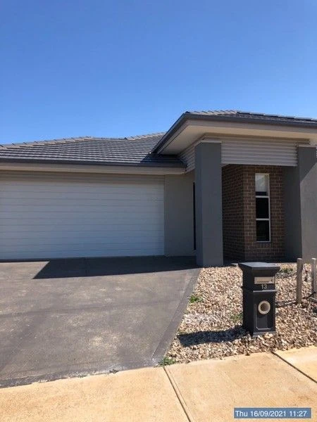 13 Crawford Rise, COBBLEBANK, VIC 3338