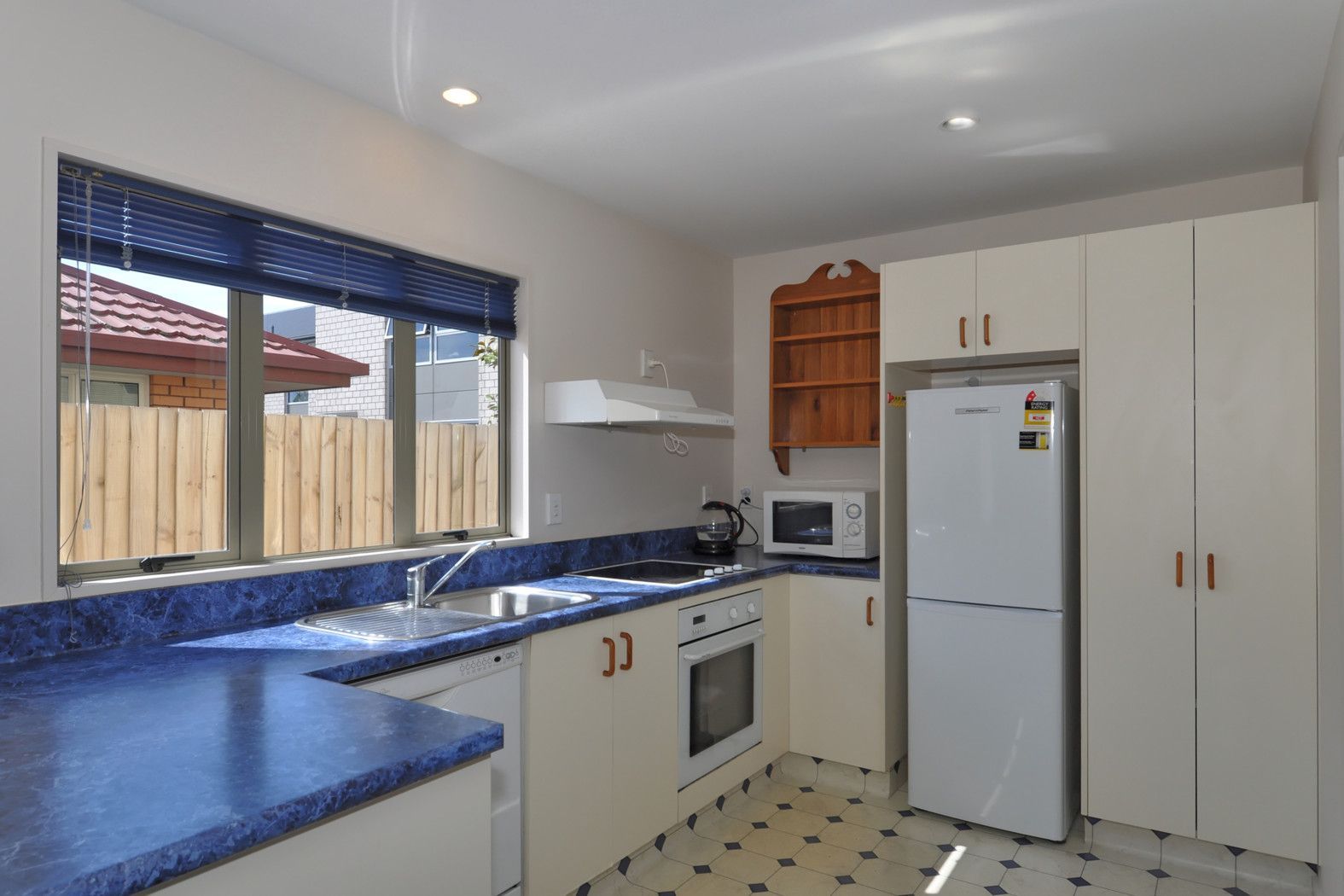 D/76 Picton Avenue, Riccarton, Christchurch City