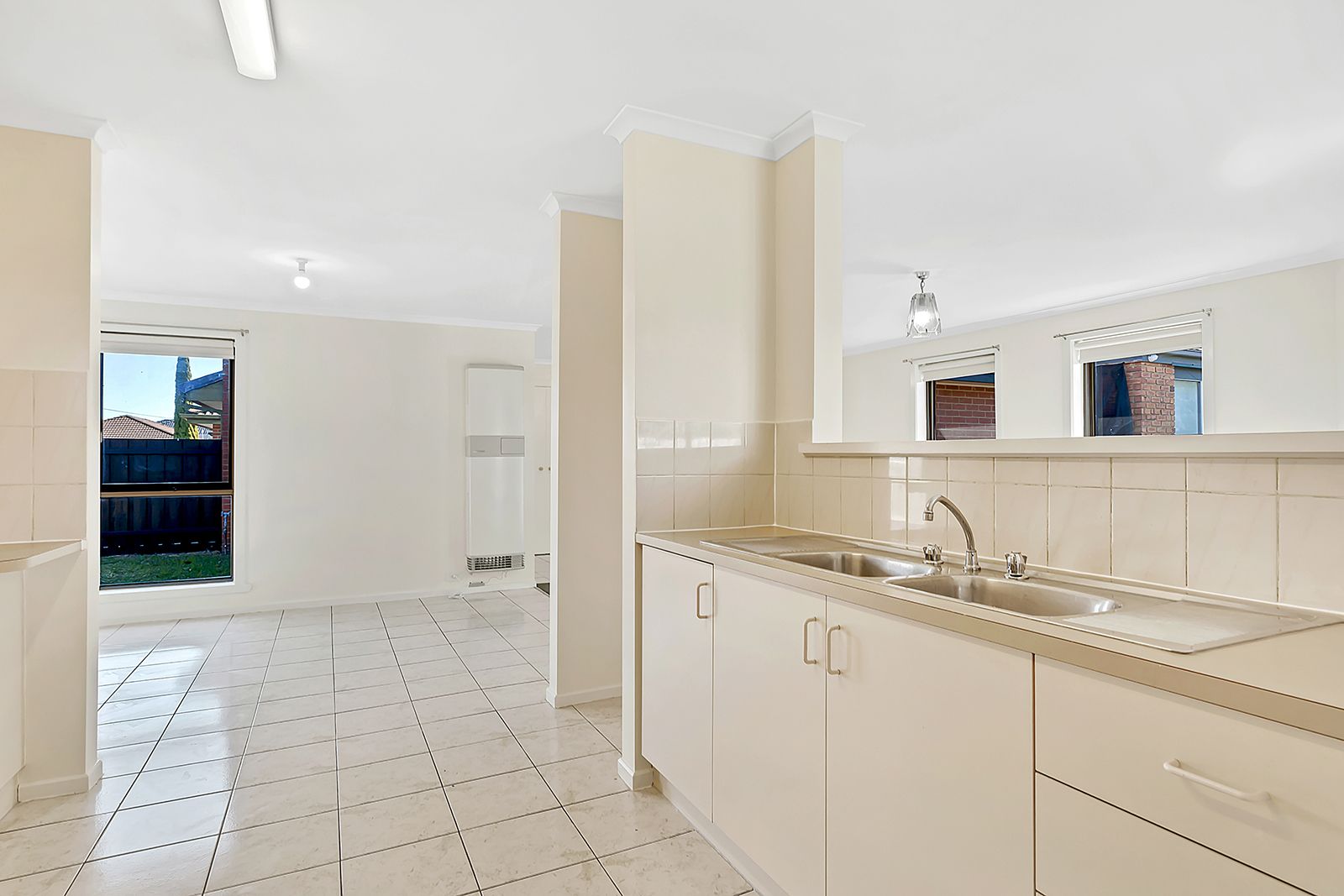 2/8 Huntingdale Court, Craigieburn, VIC 3064