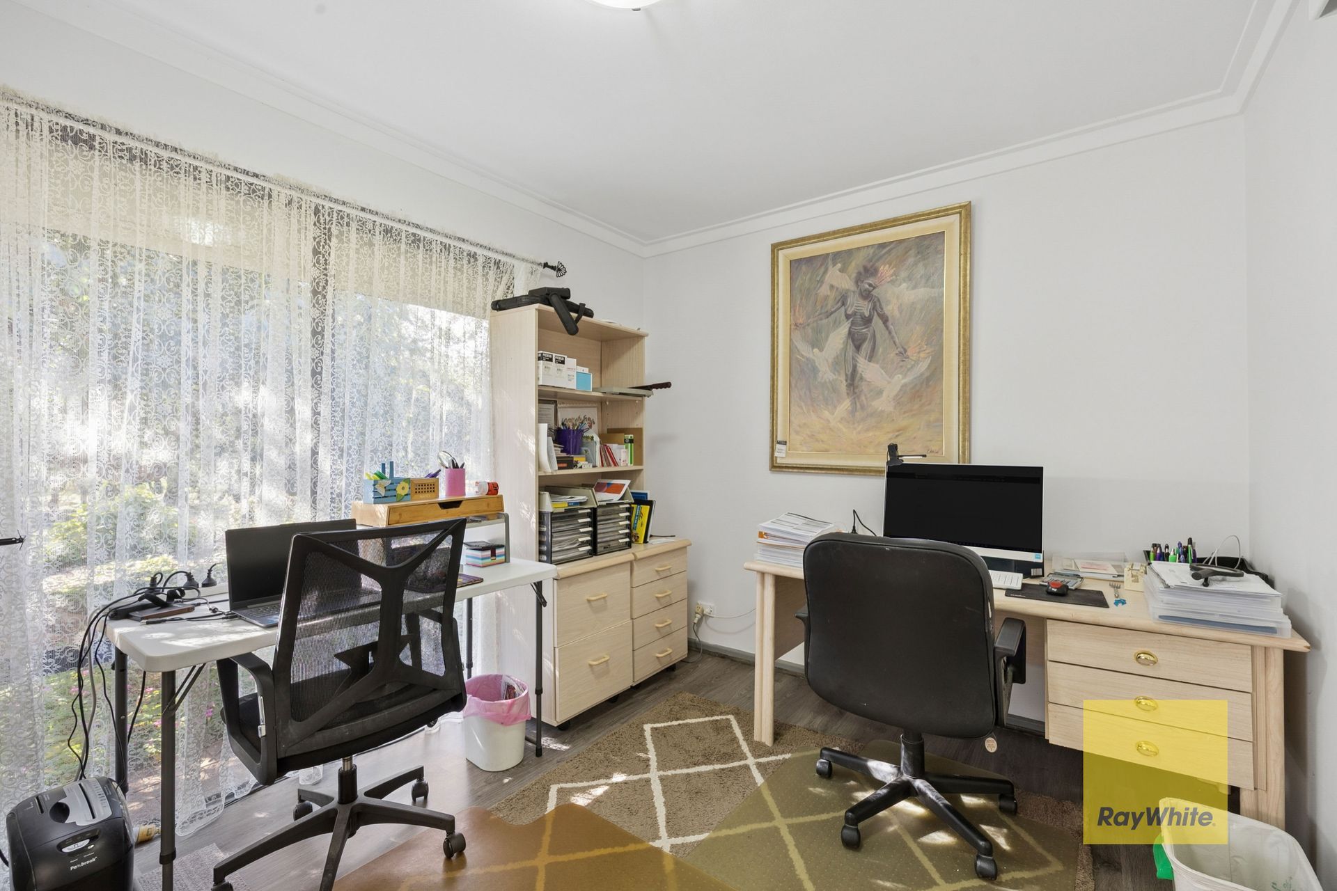 8 Flora Terrace — photo 12 of 30