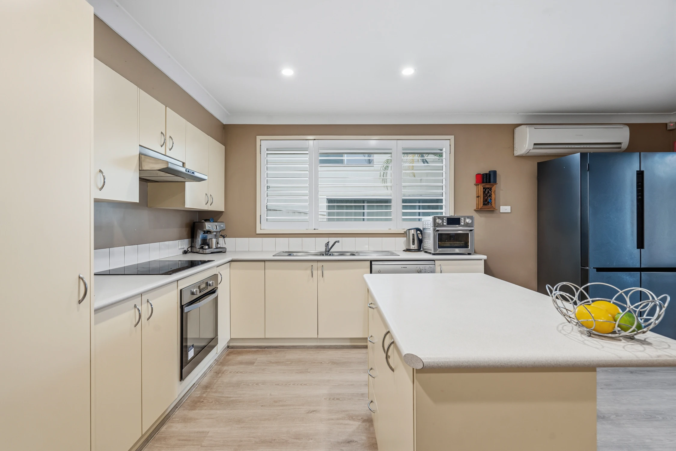 45 Henry Parkes Drive, Berkeley Vale, NSW 2261