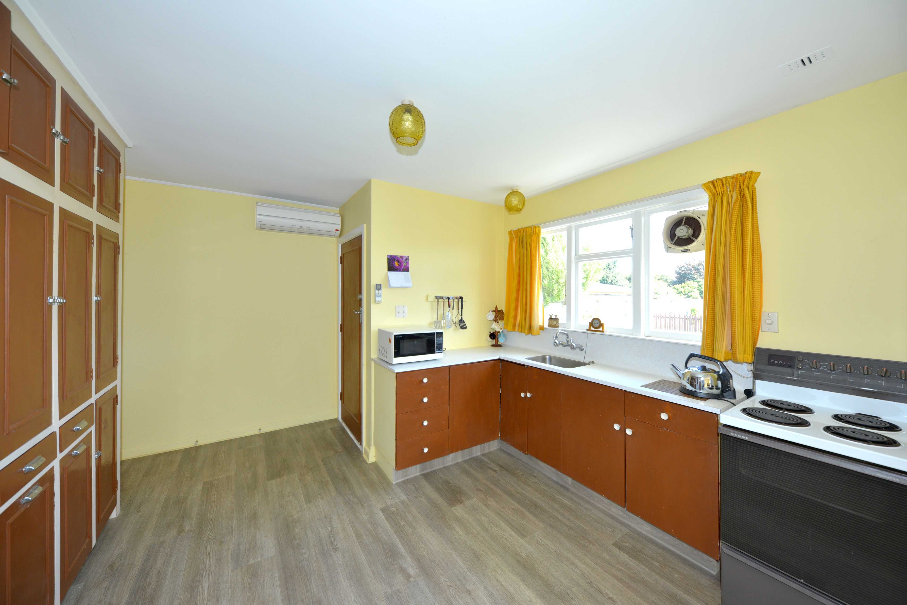 152 Springs Road, Hornby, Christchurch City